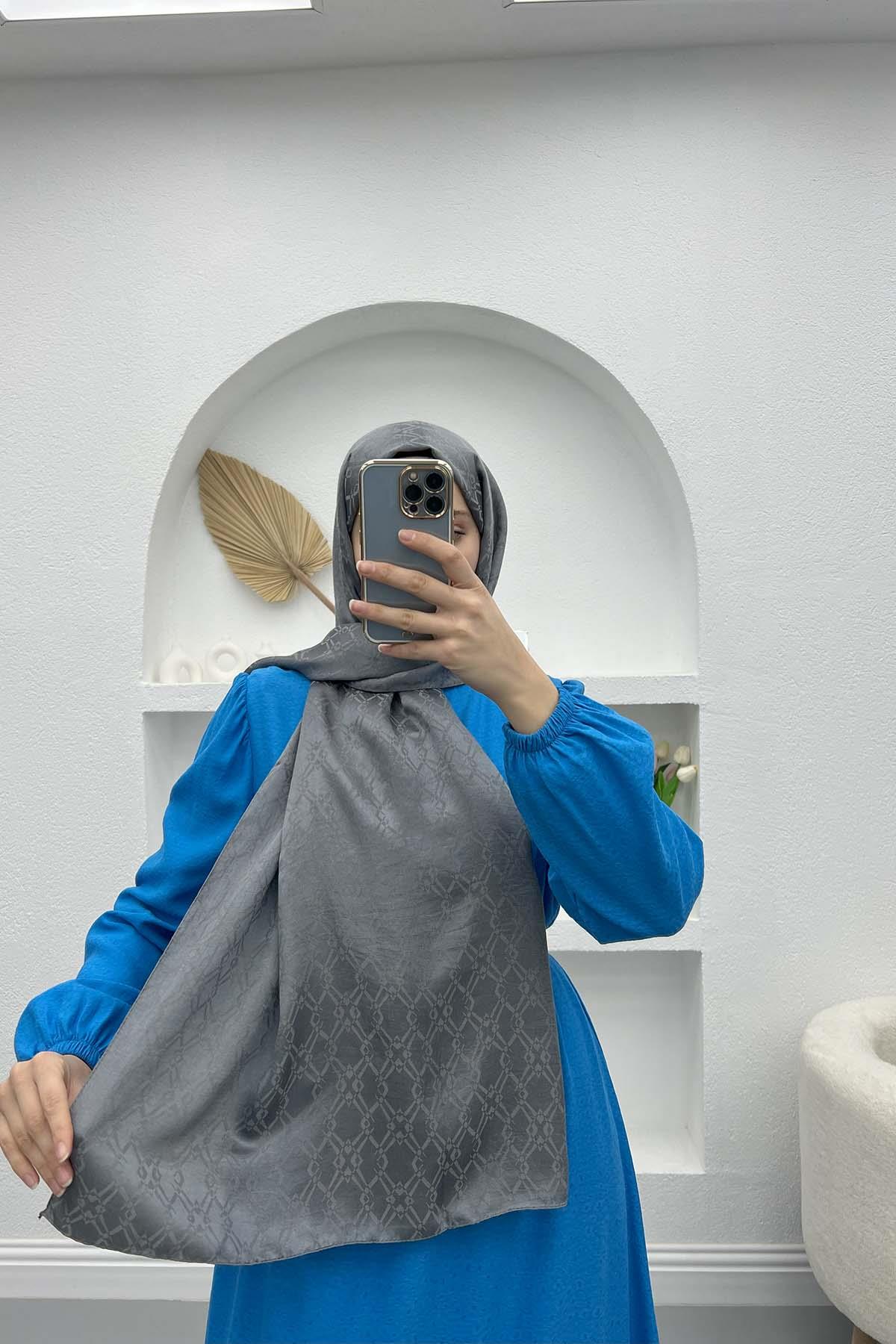 Kare Desenli Şal Gri