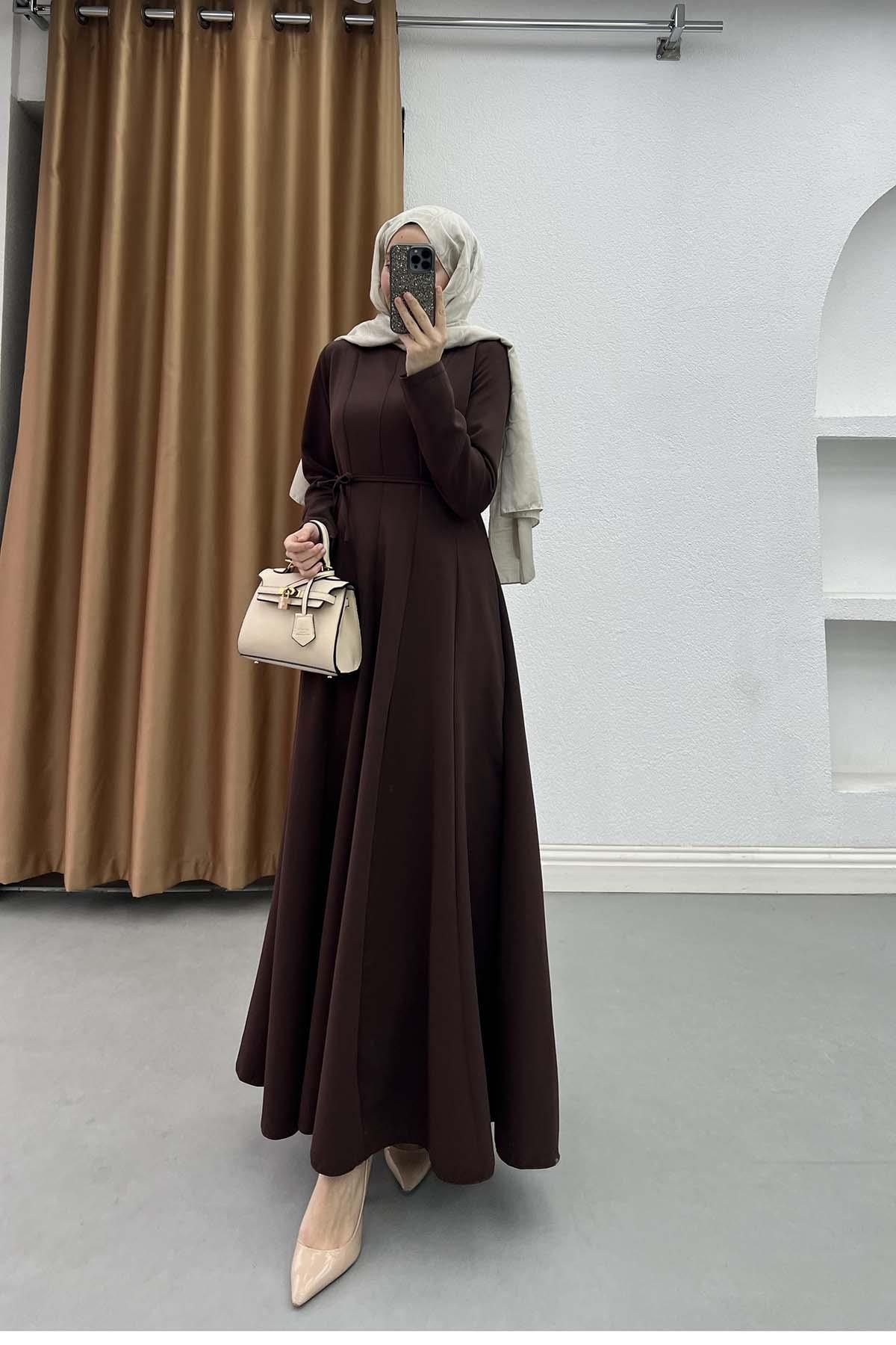 Minimalist Kesim Kemerli Elbise Acı Kahve