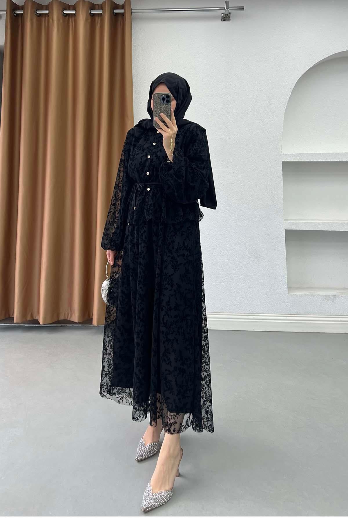 Taş Düğmeli Floral Nakışlı İçlikli Tül Takım Siyah