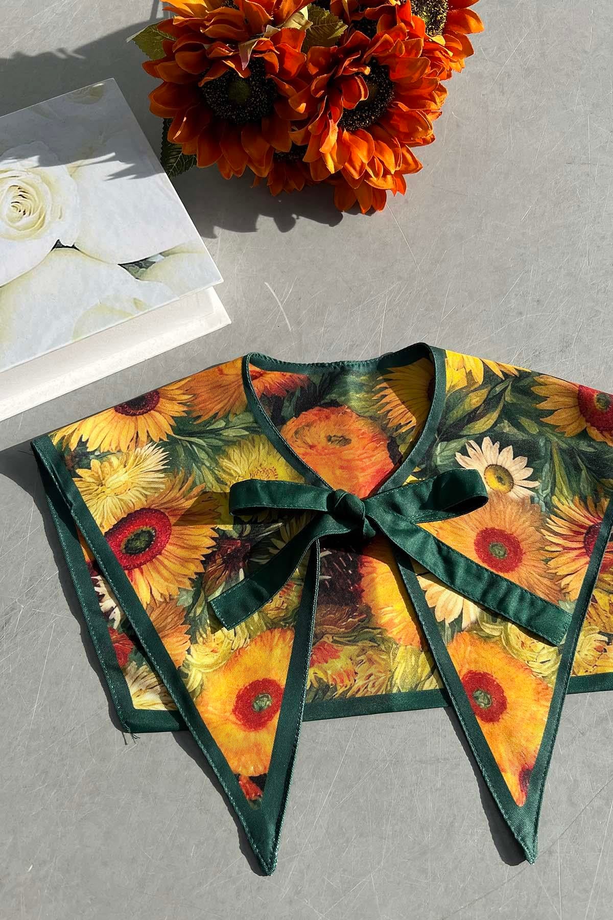 Van Gogh Esintili Ay Çiçek Temalı Yakalık Yeşil