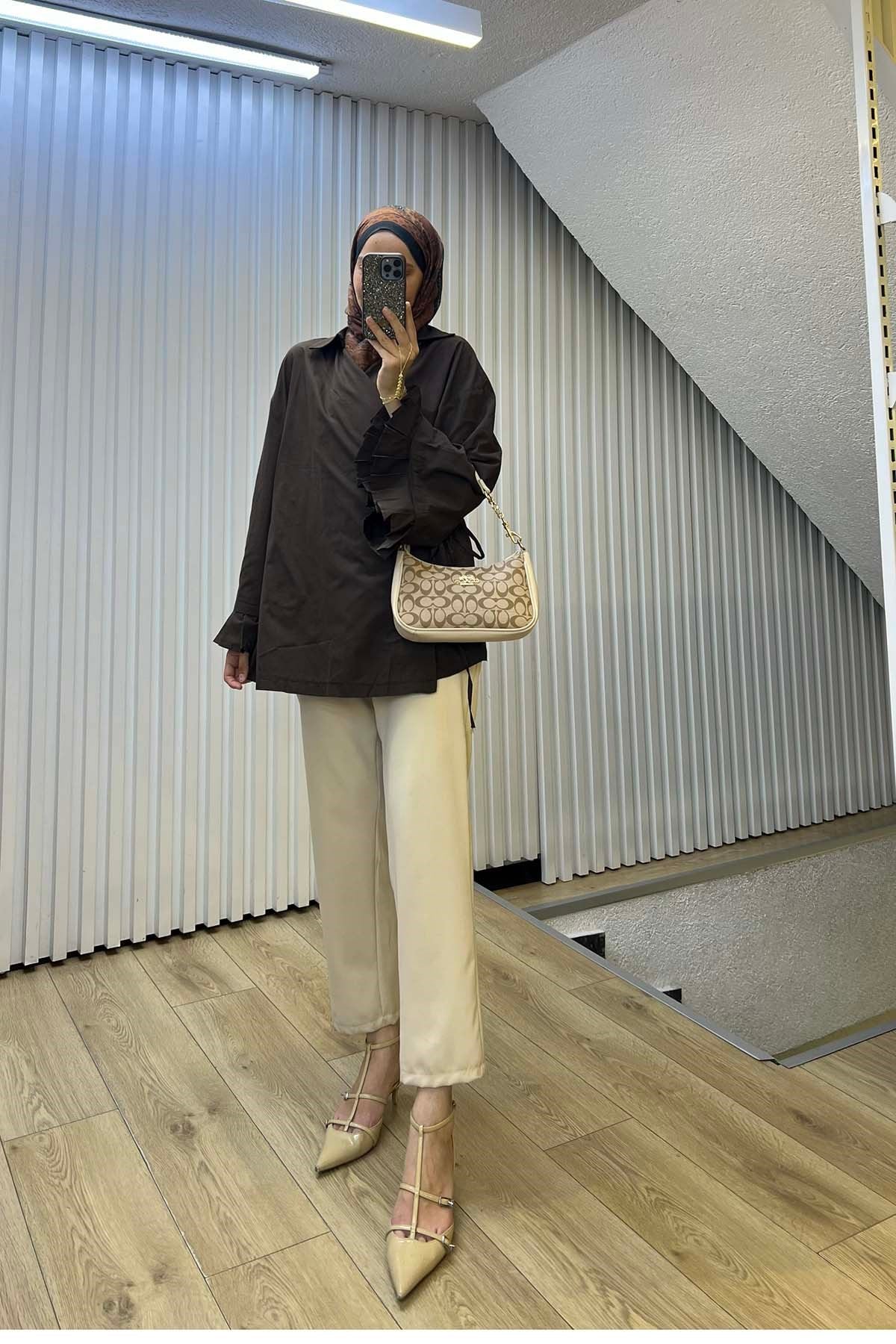 Zarif Pile Detaylı Modern Kimono Kahve