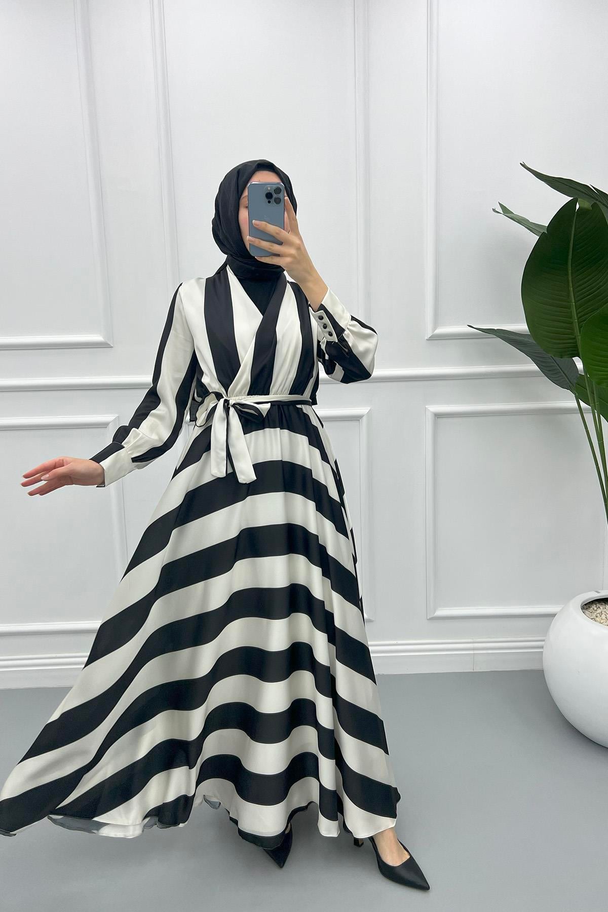 Zebra Desenli Saten Elbise Siyah- Beyaz