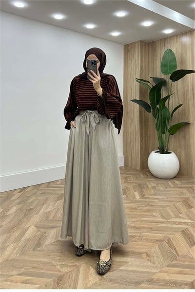 Bel Lastikli ve Bağlamalı Geniş Kalıp Pantalon Bej