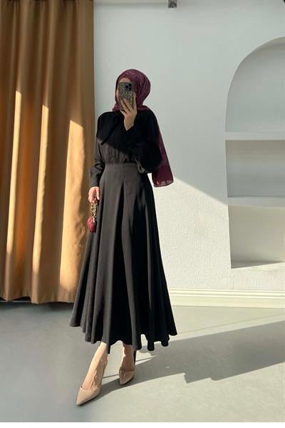 Minimal Fular Yakalı Takım Siyah