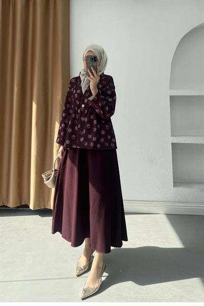 Modern Belden Oturtmalı Puantiye Desenli Takım Mürdüm