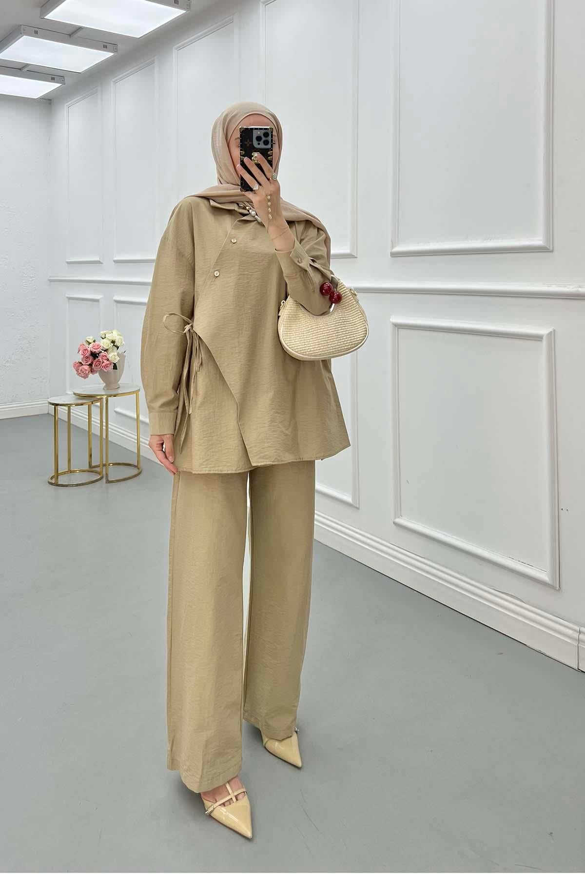 Asimetrik Kesim Belden Bağlamalı Takım Camel