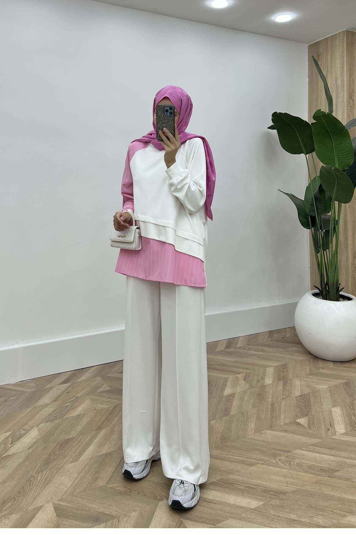 Asimetrik Kesim Çizgili Tunik Pembe