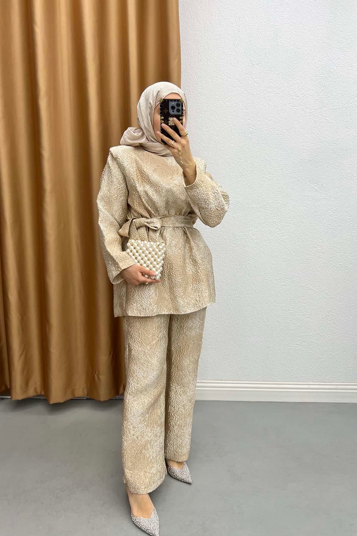 Batik Desen Jakarlı Takım Bej