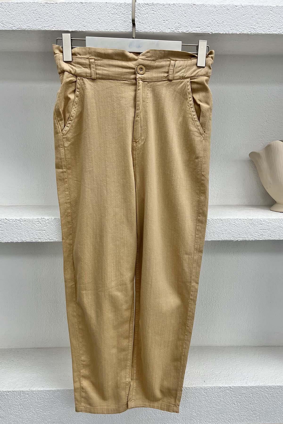 Bel Detaylı Pantolon Camel