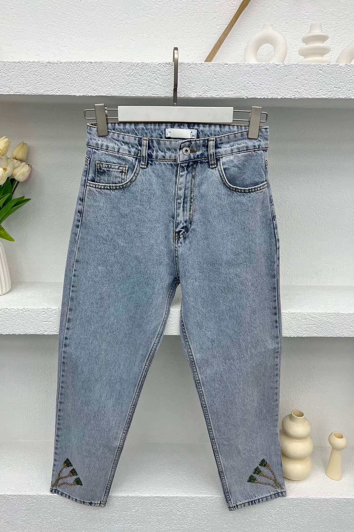Boncuk İşlemeli Kot Pantolon Açık Mavi