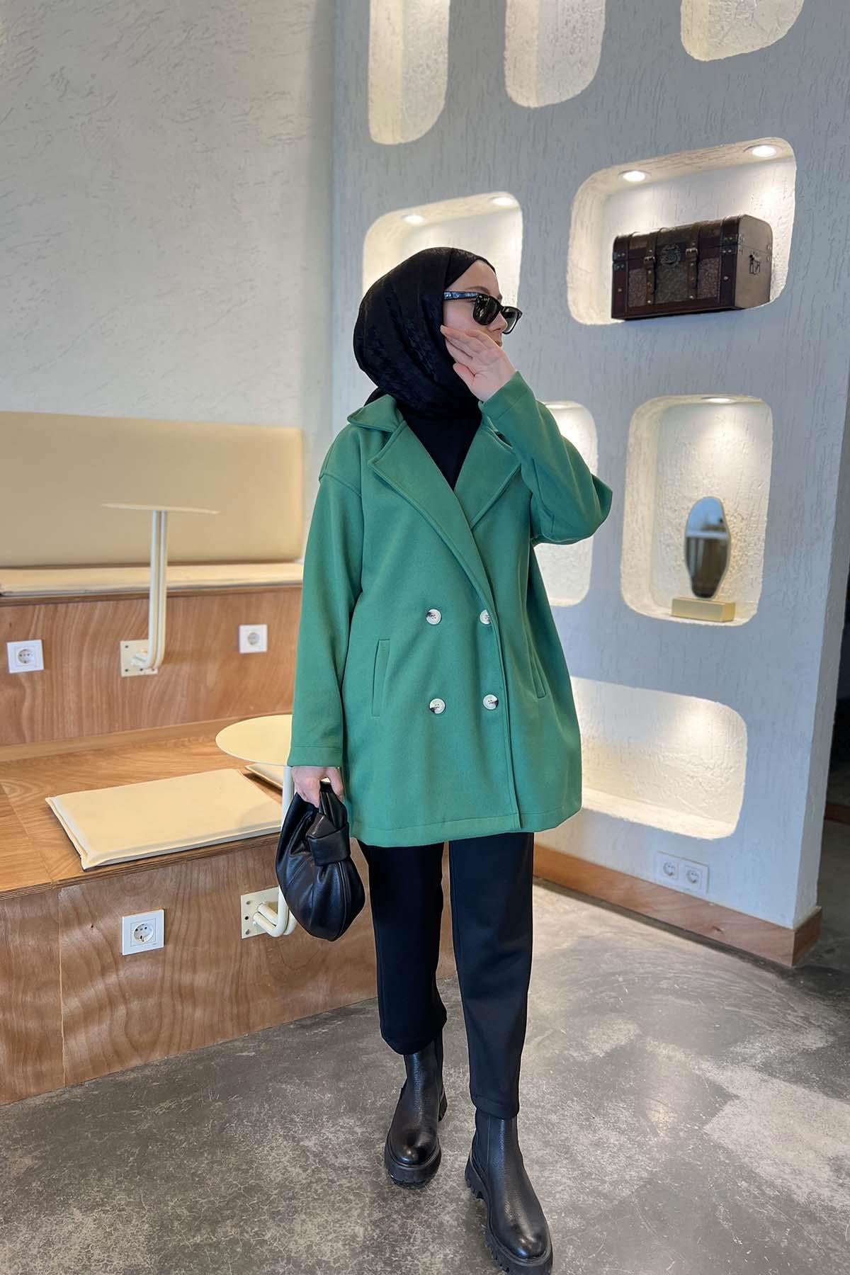 Çift Düğme Kısa Kaşe Kaban Benetton Yeşil