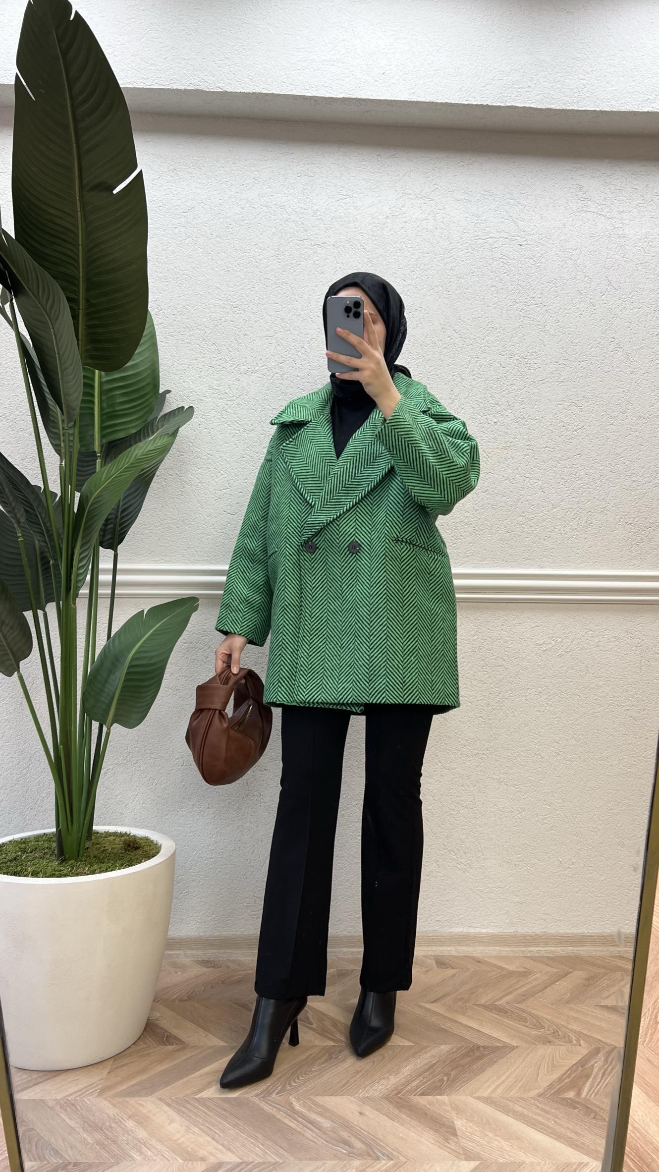 Çizgi Desenli Kaban Yeşil-Siyah