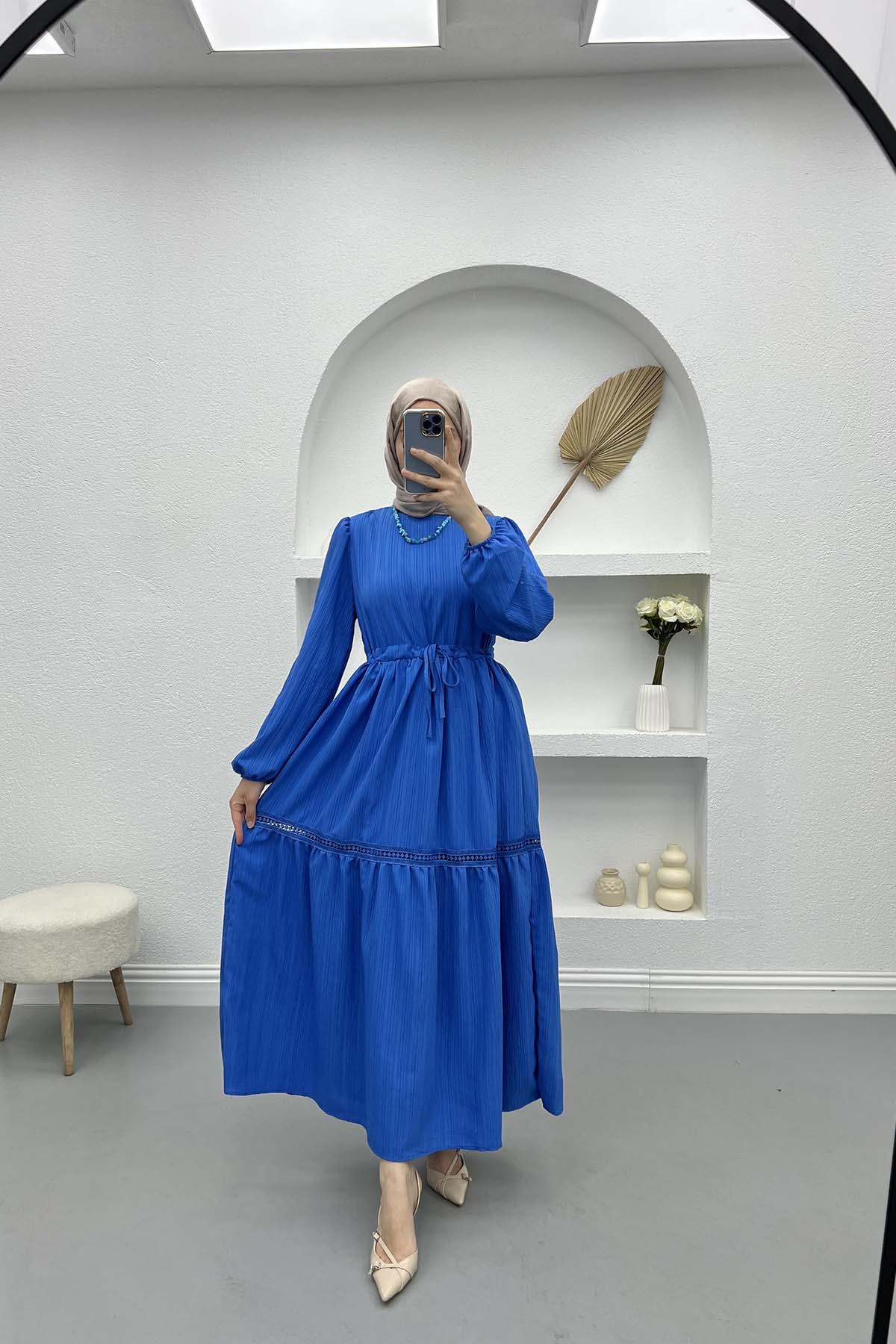 Dantel İşlemeli Elbise Mavi