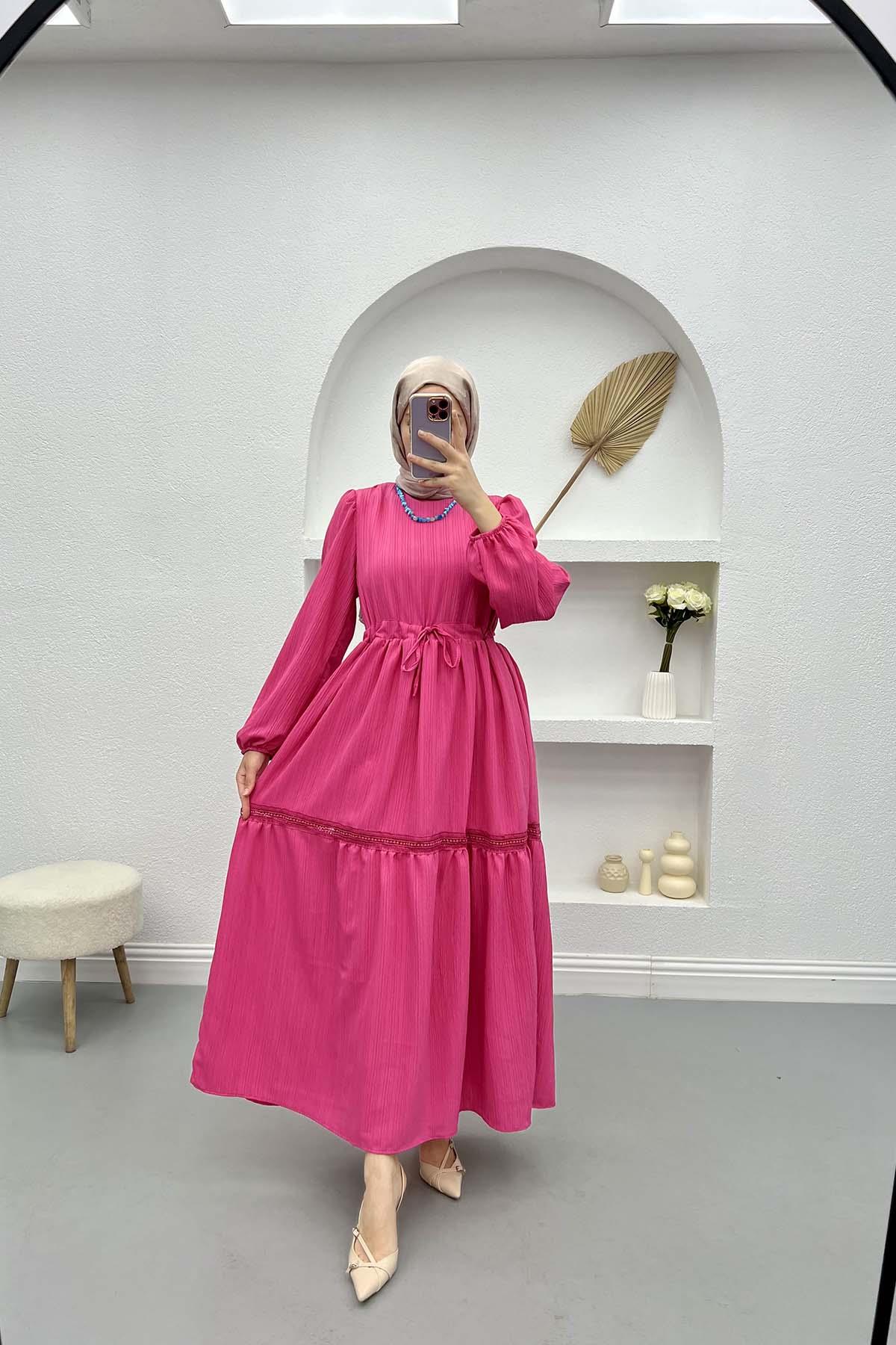 Dantel İşlemeli Elbise Pembe