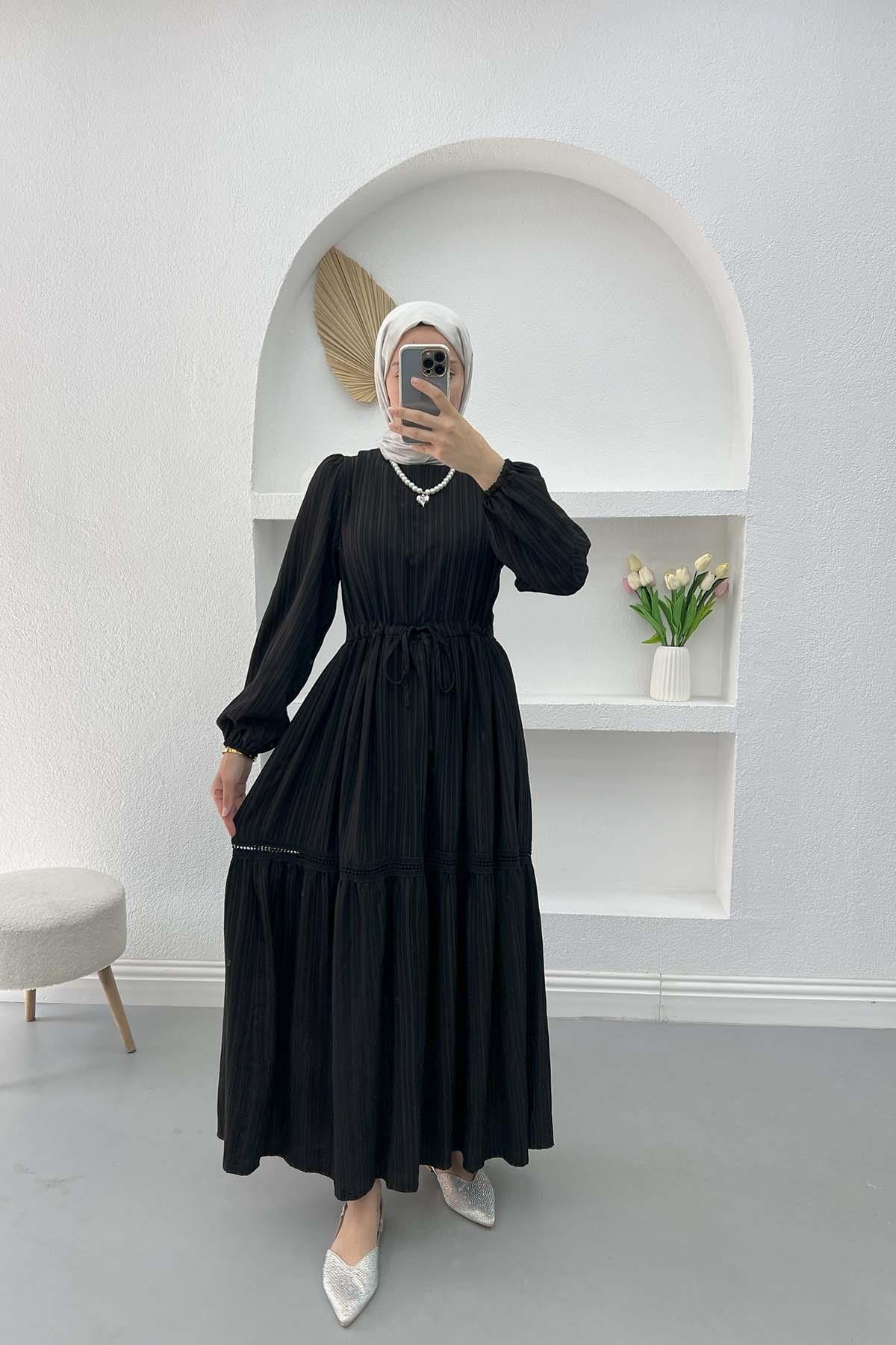 Dantel İşlemeli Elbise Siyah