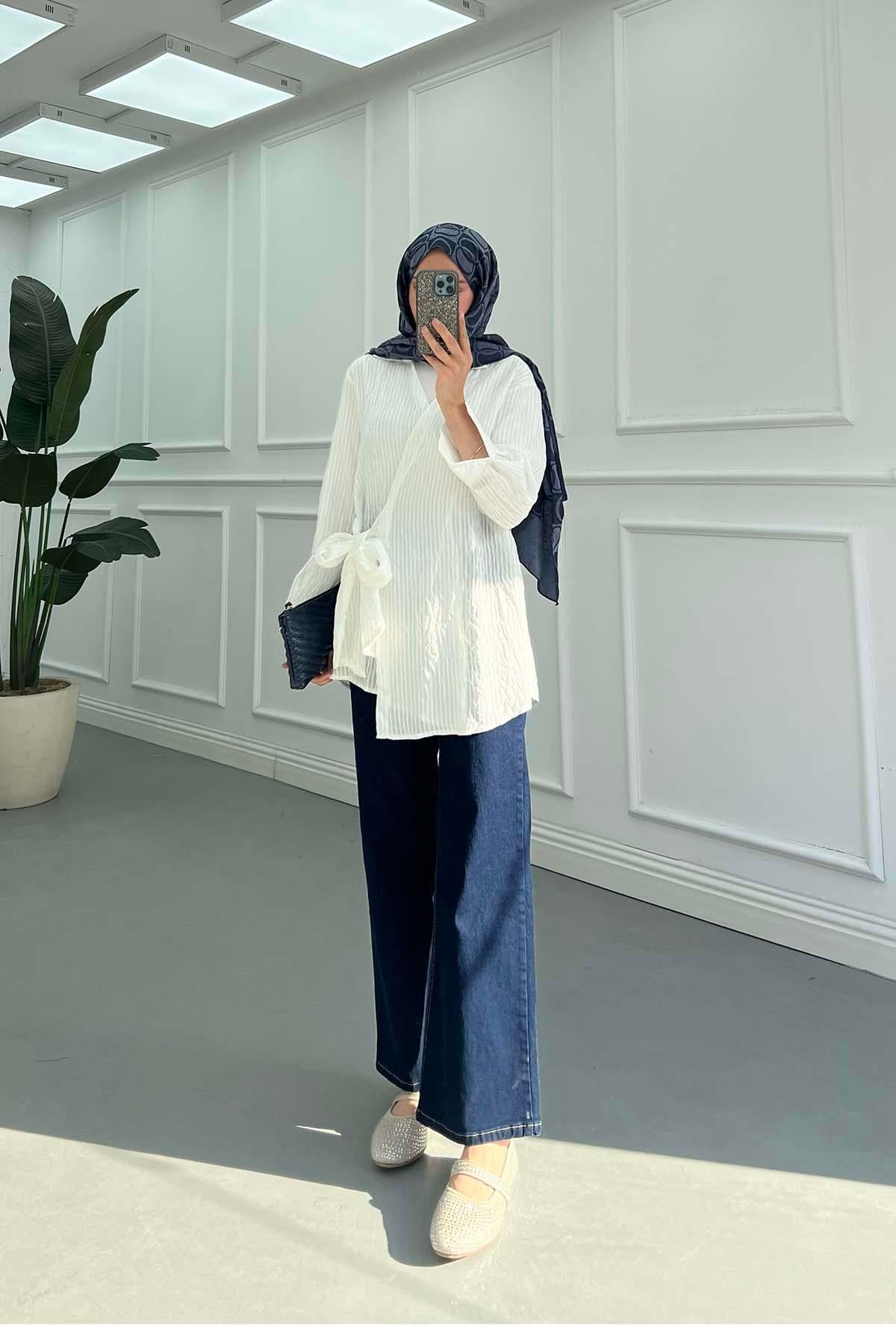Dik Çizgili Krinkıl Dokulu Bağlamalı  Kimono Beyaz