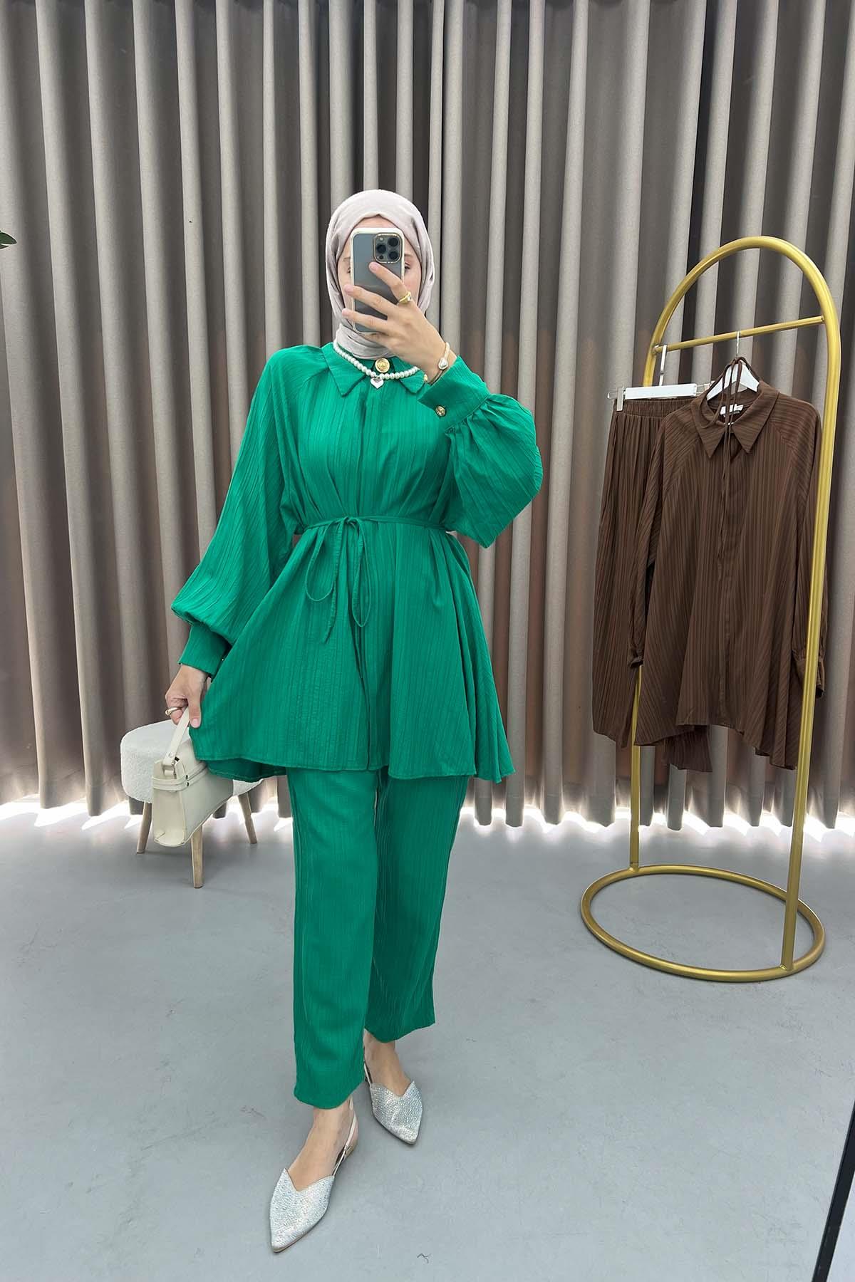 Dokulu Kuşaklı Takım Benetton Yeşil