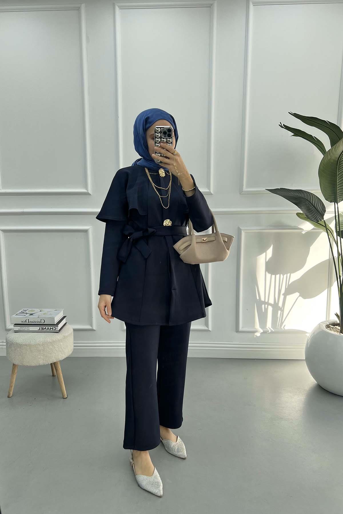 Düğme Detaylı Yakalı Takım Lacivert
