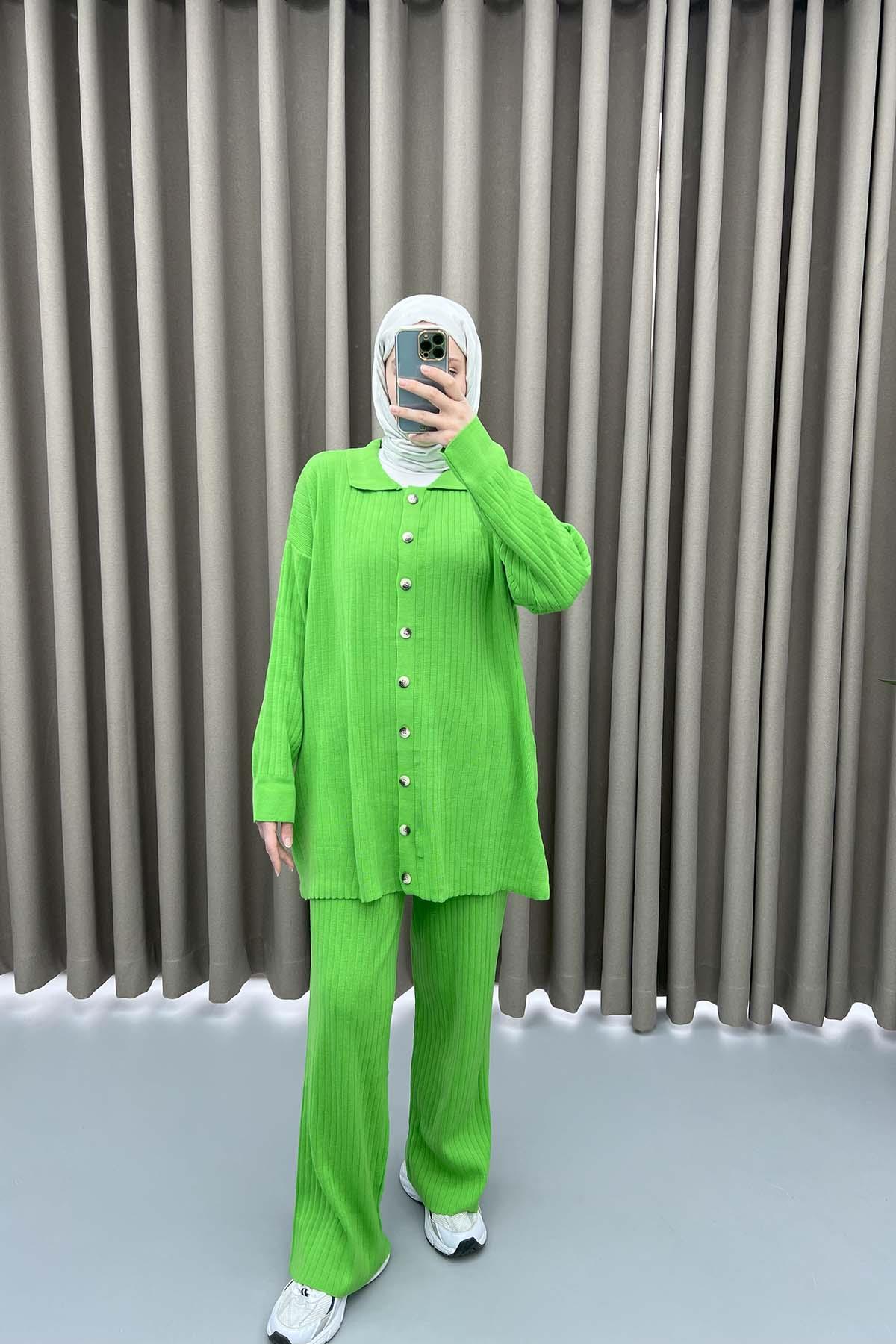 Düğmeli Triko Hırka Takım Fıstık Yeşil