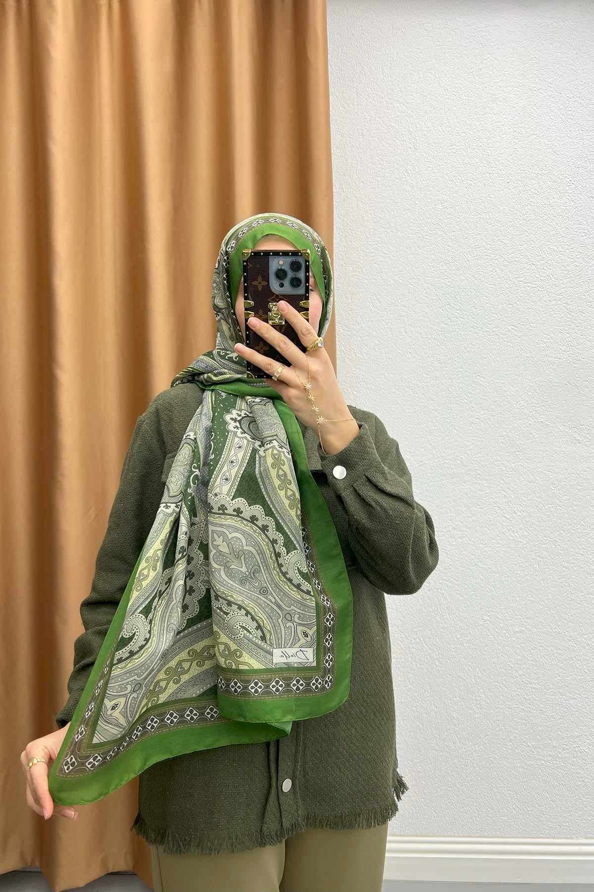 Etro Desenli Şal Haki