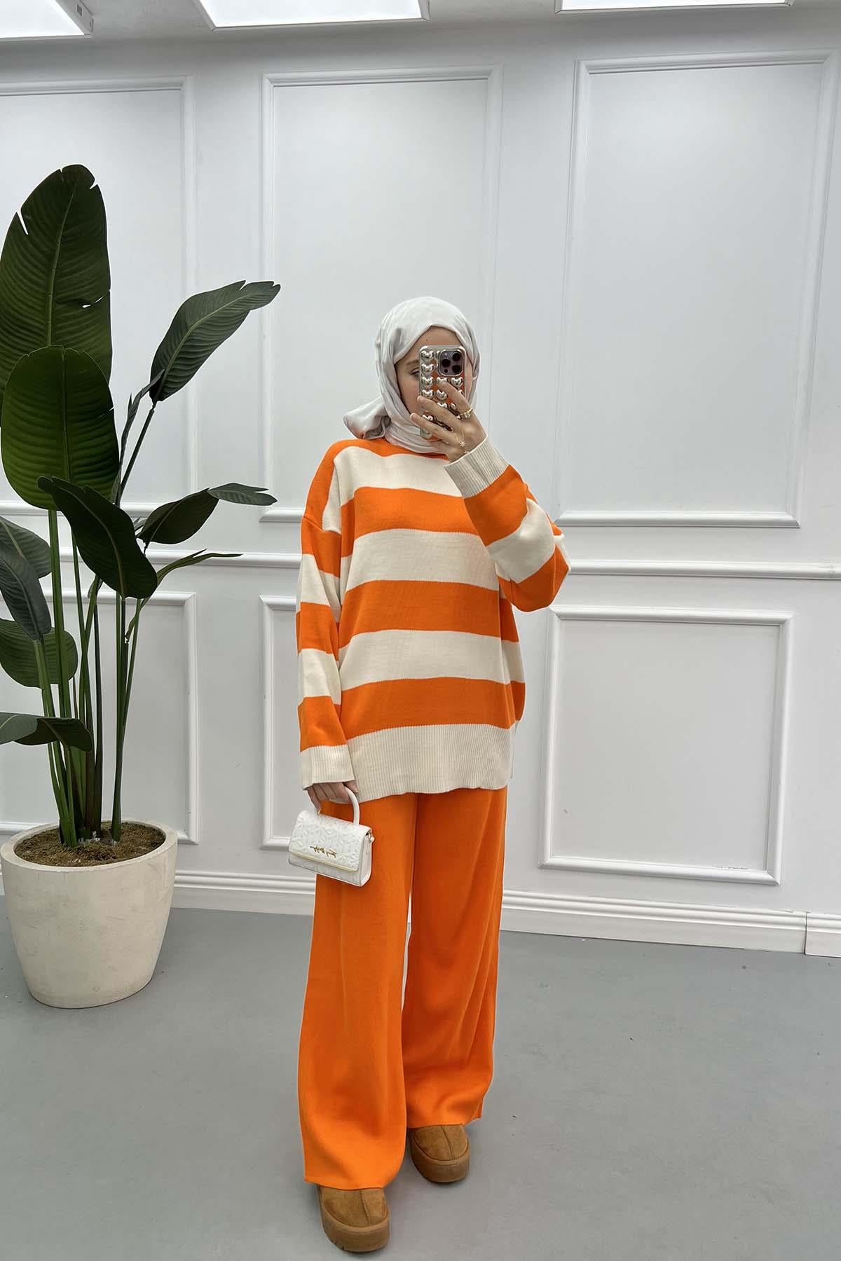 Kalın Çizgili Triko Takım Turuncu