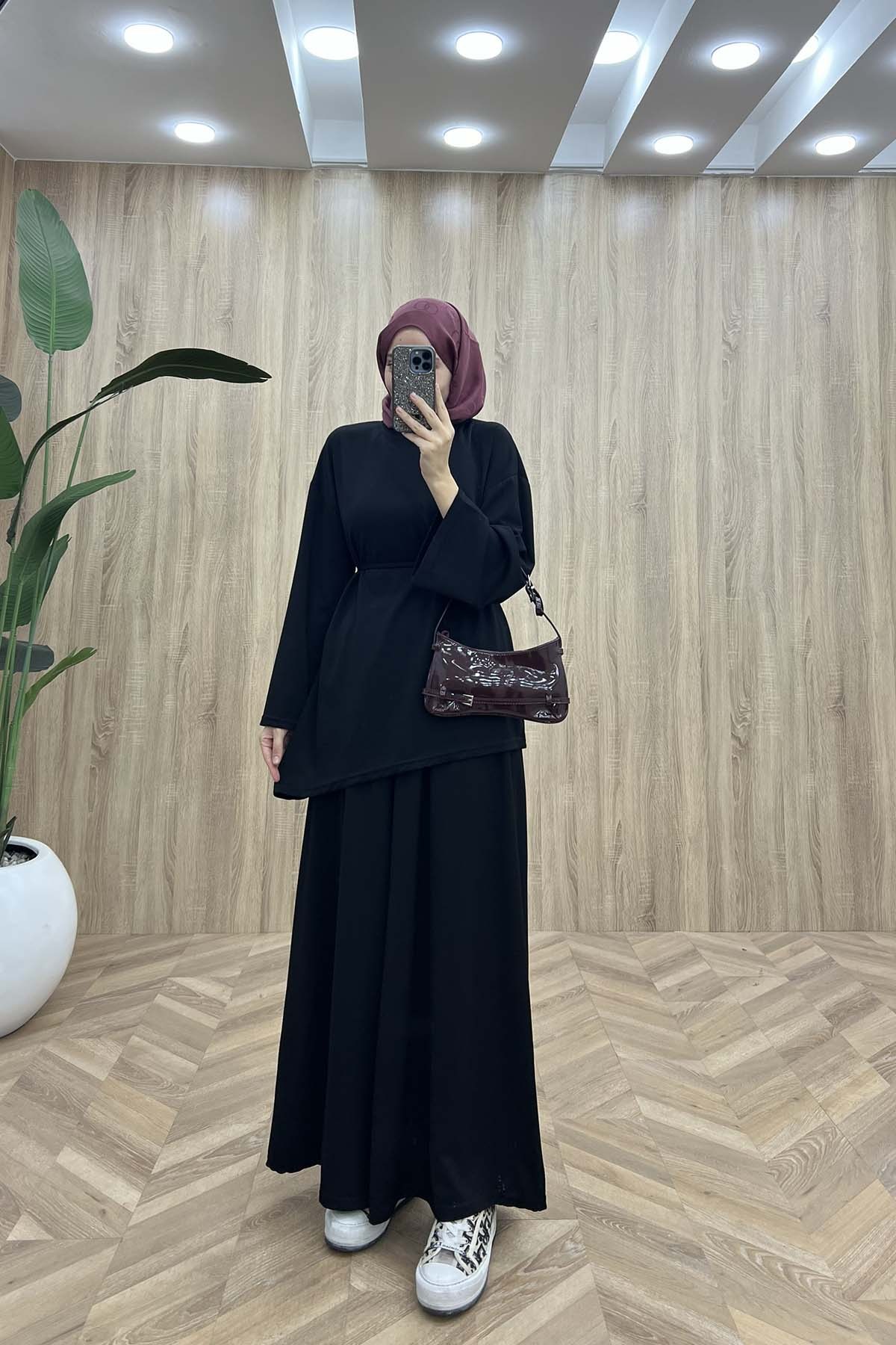 Kemerli Asimetrik Kesim Rahat Takım Siyah