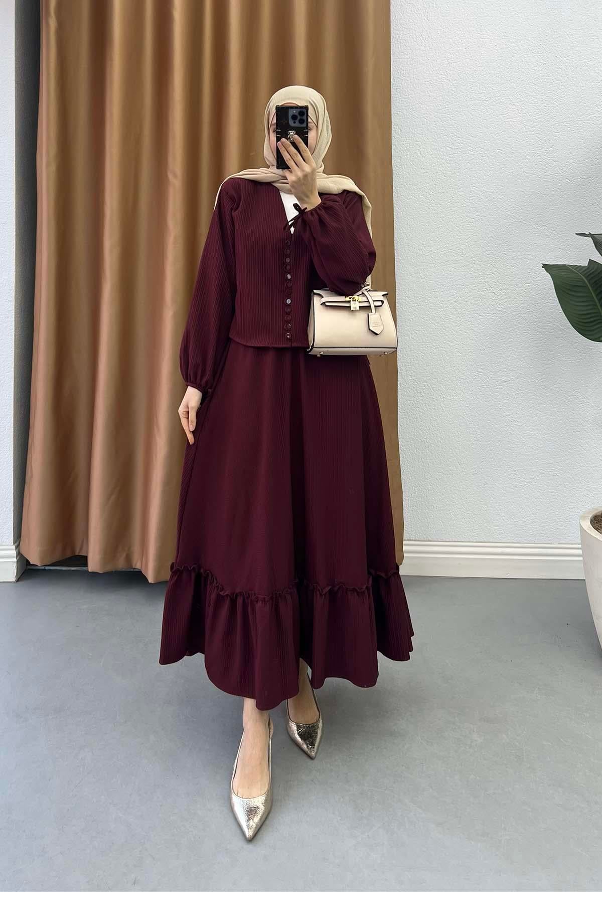 Kolları Bağcıklı Fırfır Etekli Takım Bordo