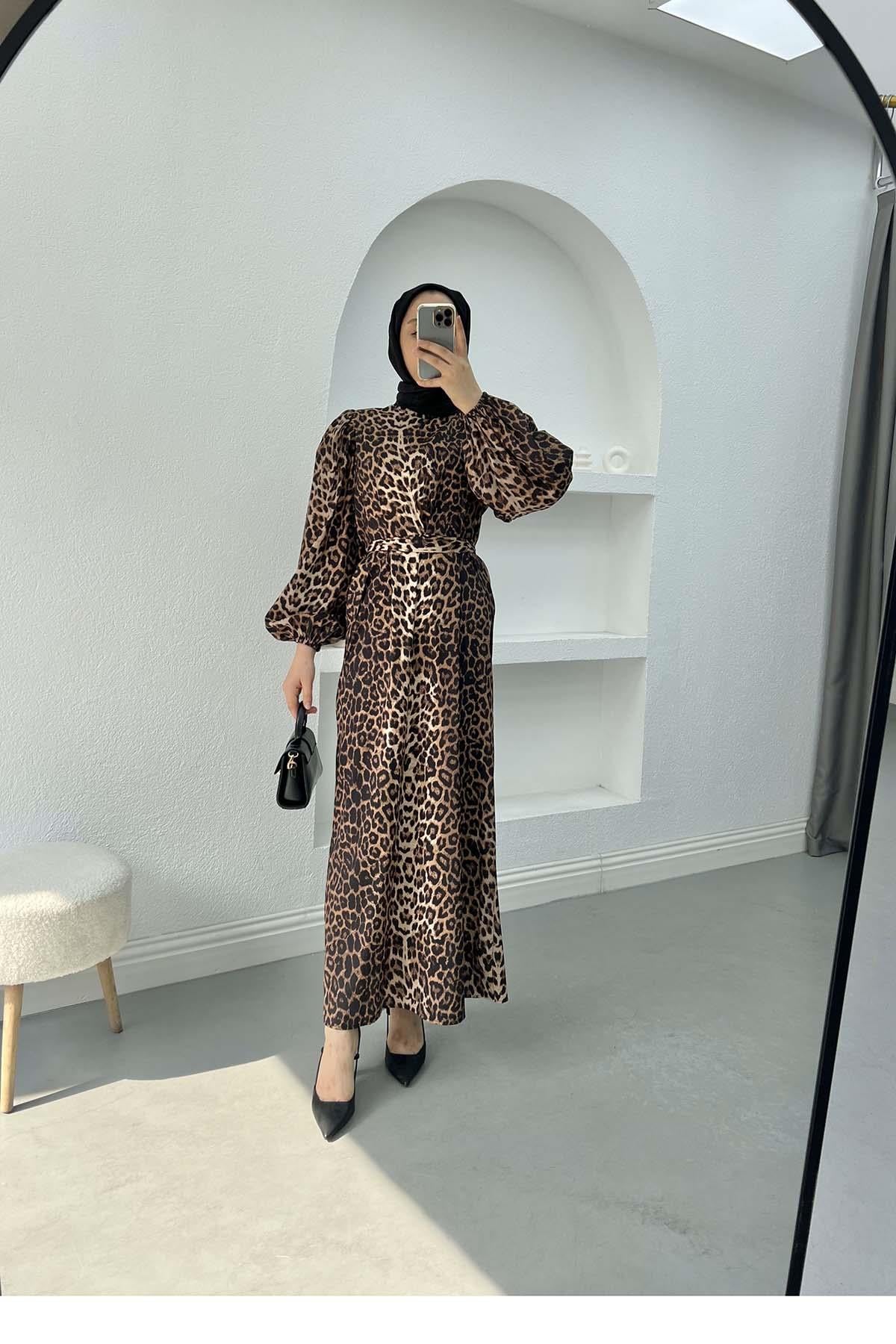 Leopar Desenli Elbise Siyah