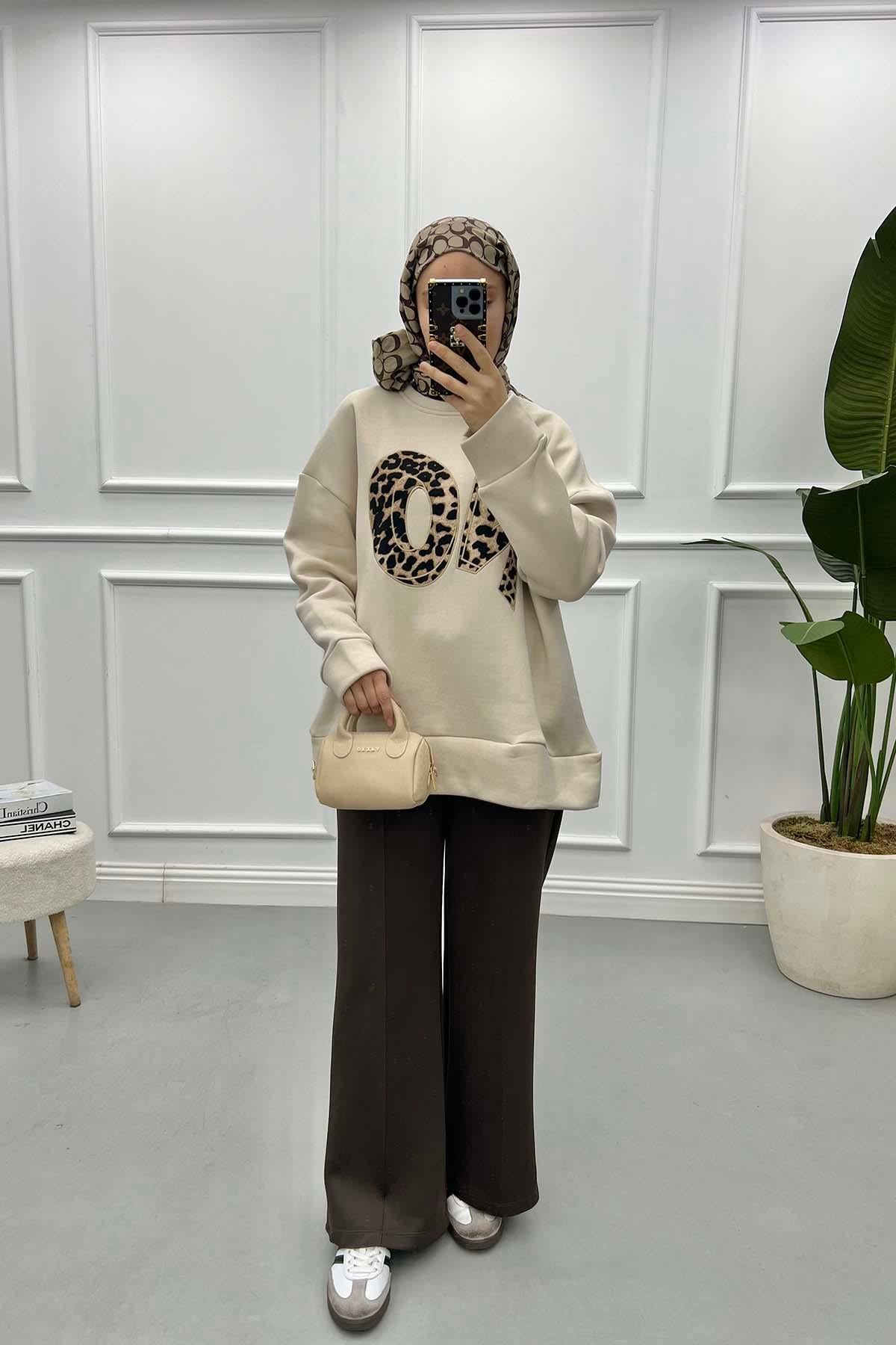 Leopar Yazılı Üç İplik Sweatshirt Bej