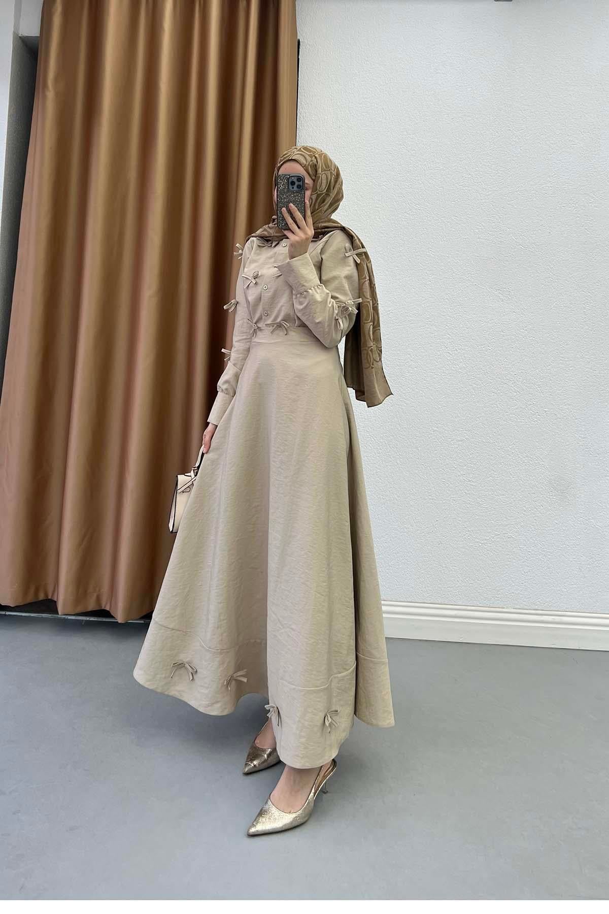 Modern Fiyonklu Mango Takım Bej