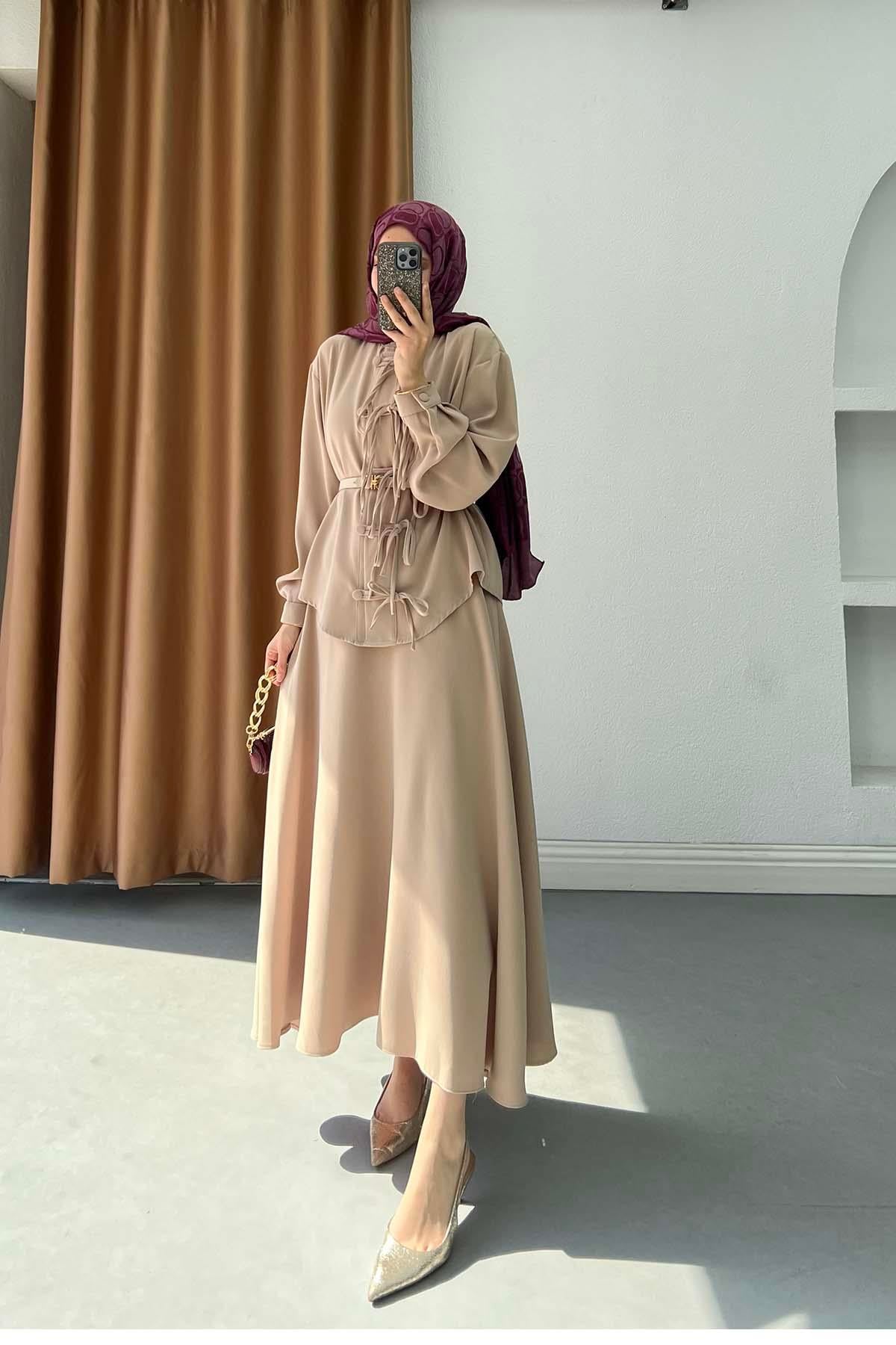 Modern Püsküllü Oval Kesim Takım Bej