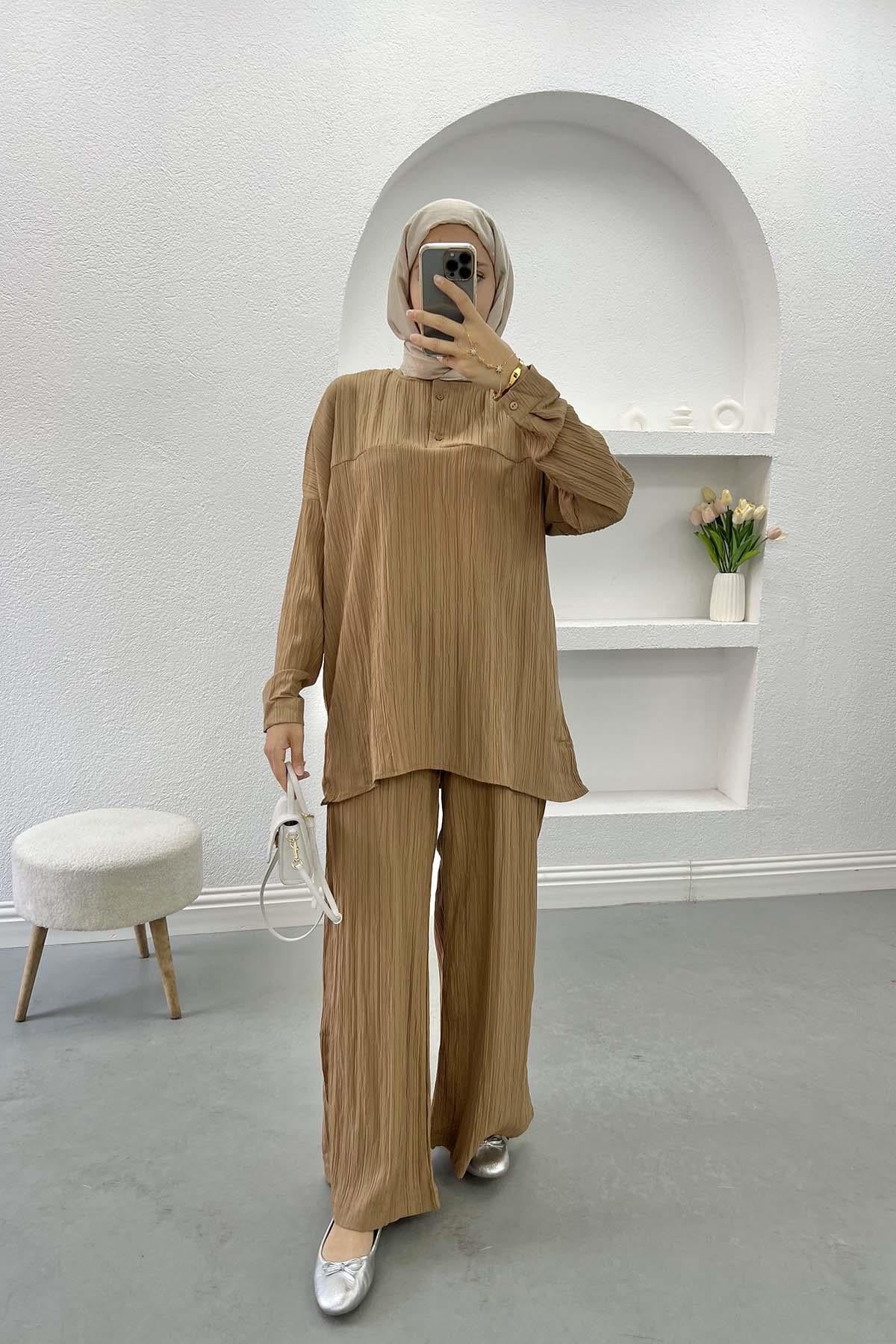 Paça Yırtmaçlı Takım Vizon