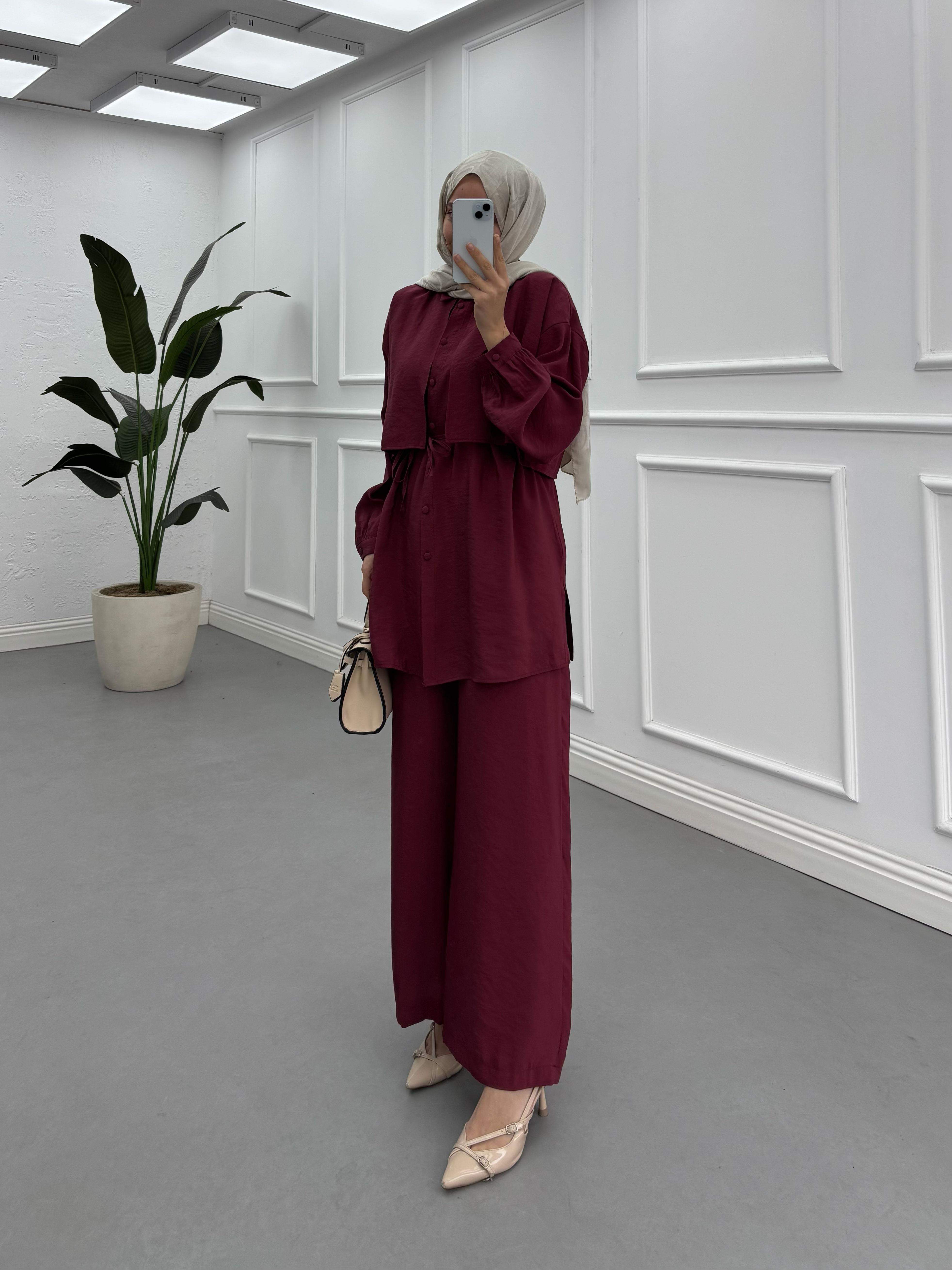 Pelerin Detaylı Modern Gömlek Takım Bordo