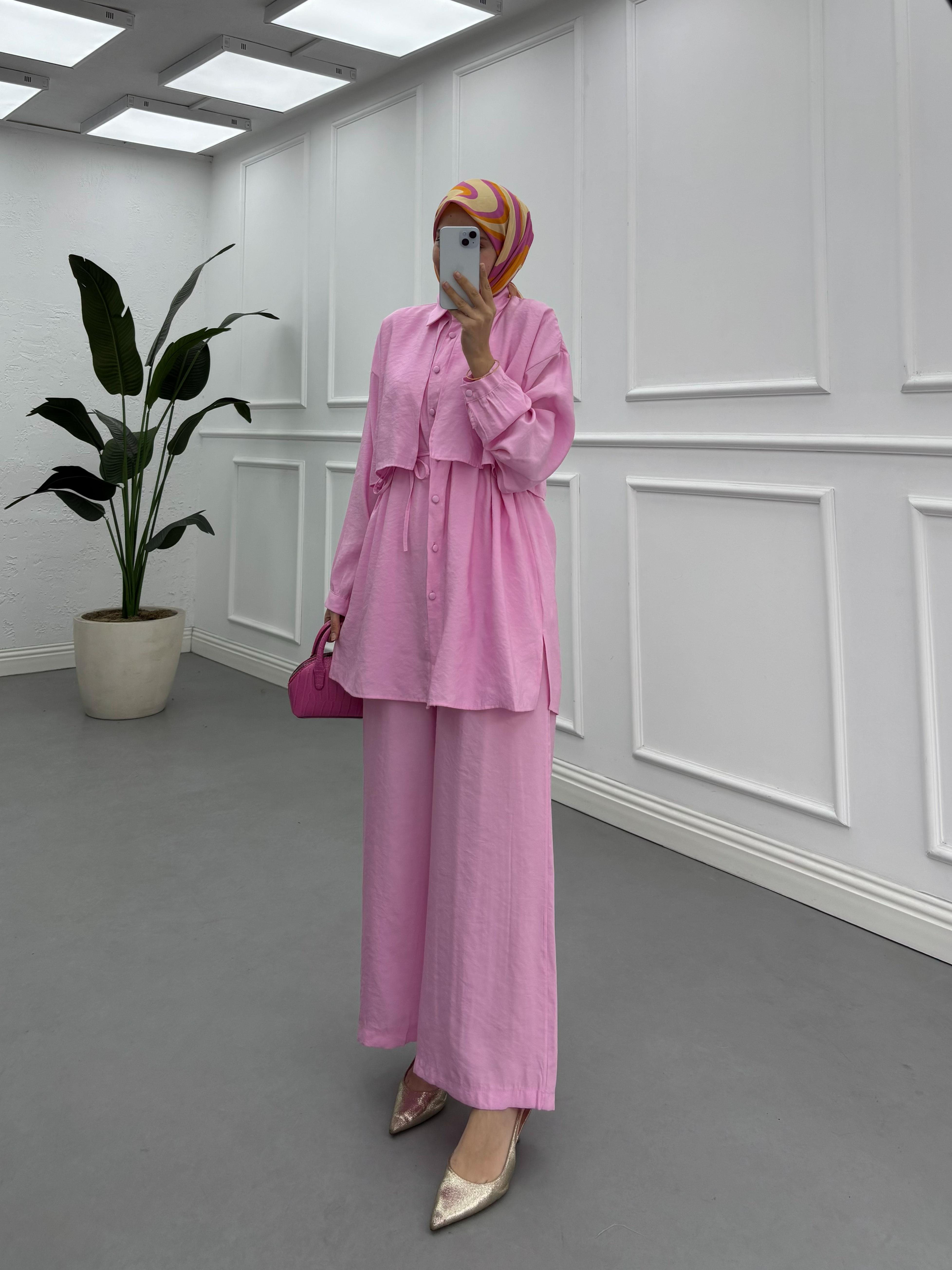 Pelerin Detaylı Modern Gömlek Takım Pembe