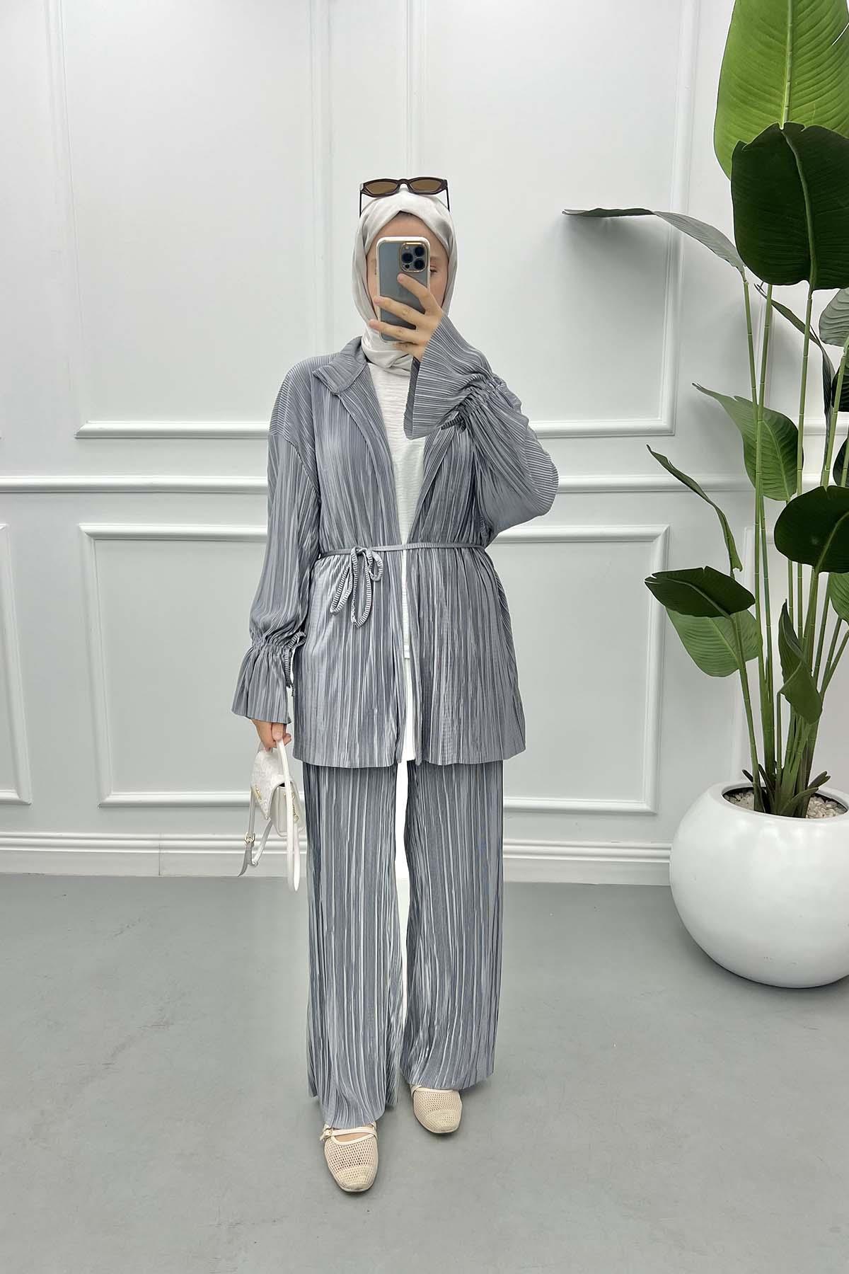 Piliseli Parlak Kimono Takım Gri