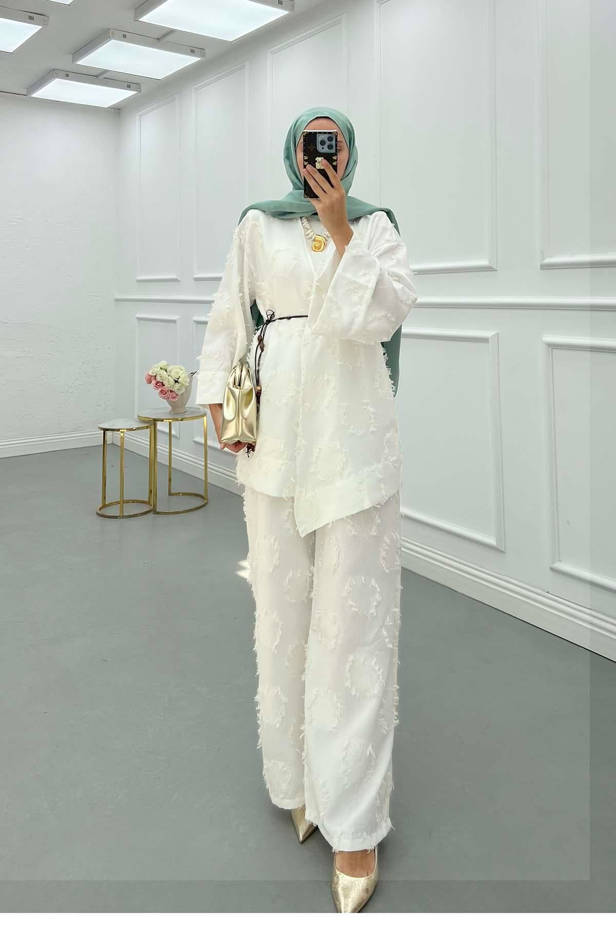 Püskül Detay Kimono Takım Beyaz