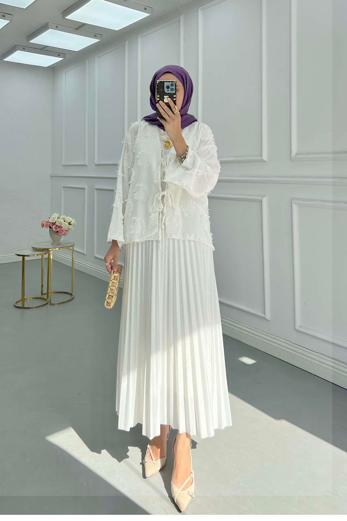 Püsküllü Bağlamalı Kimono Beyaz