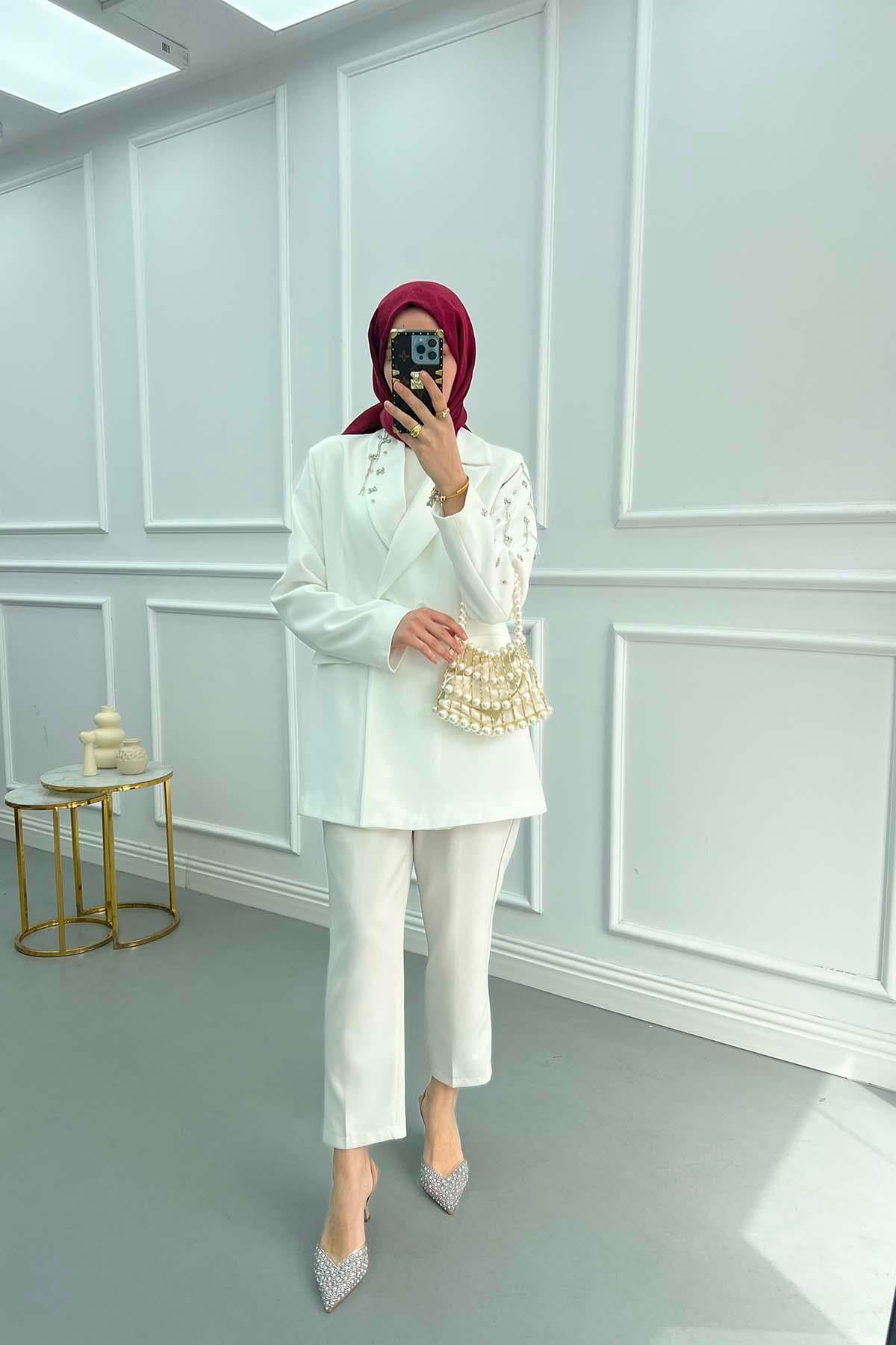 Taşlı Blazer Ceket Beyaz