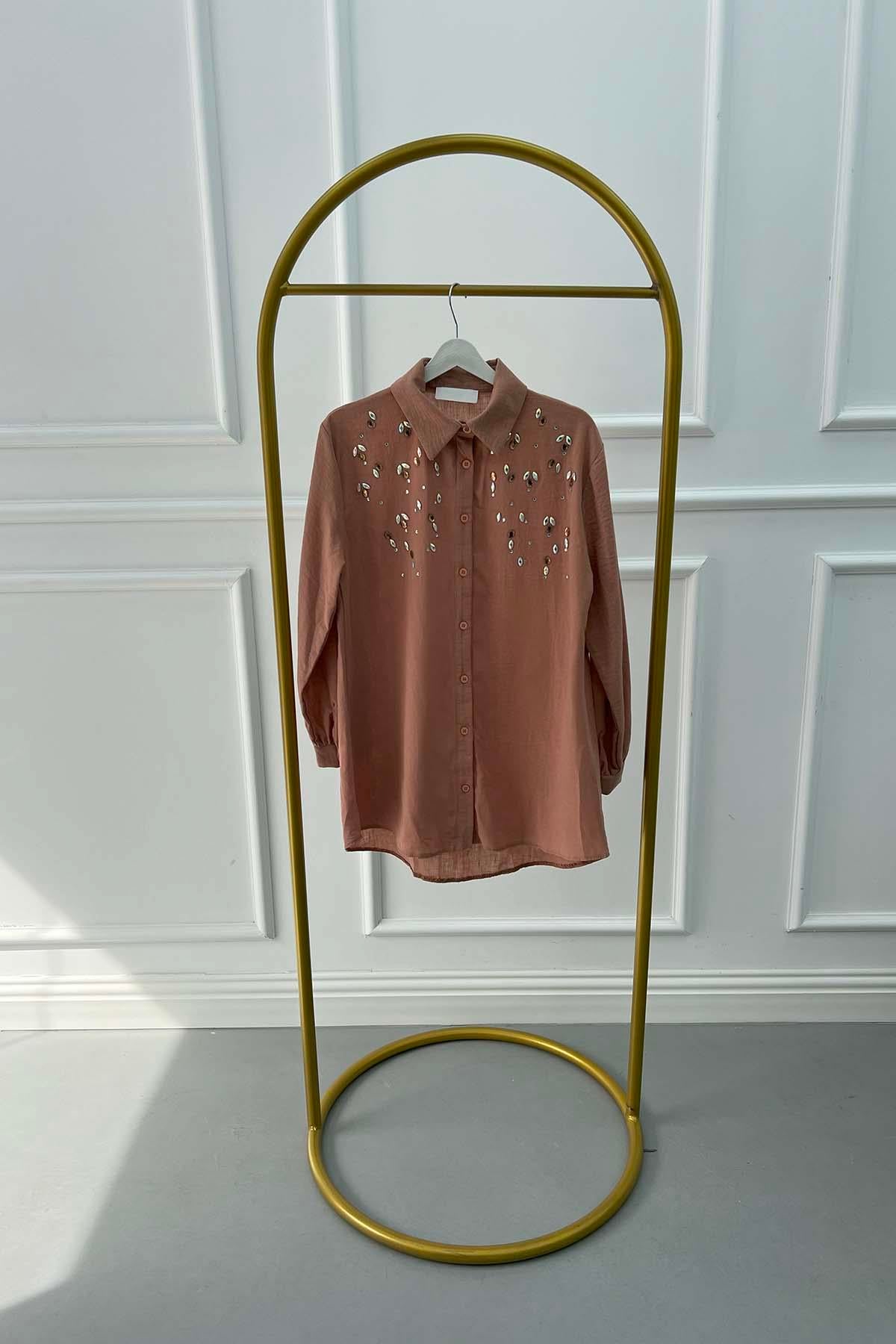 Taşlı Keten Gömlek Camel