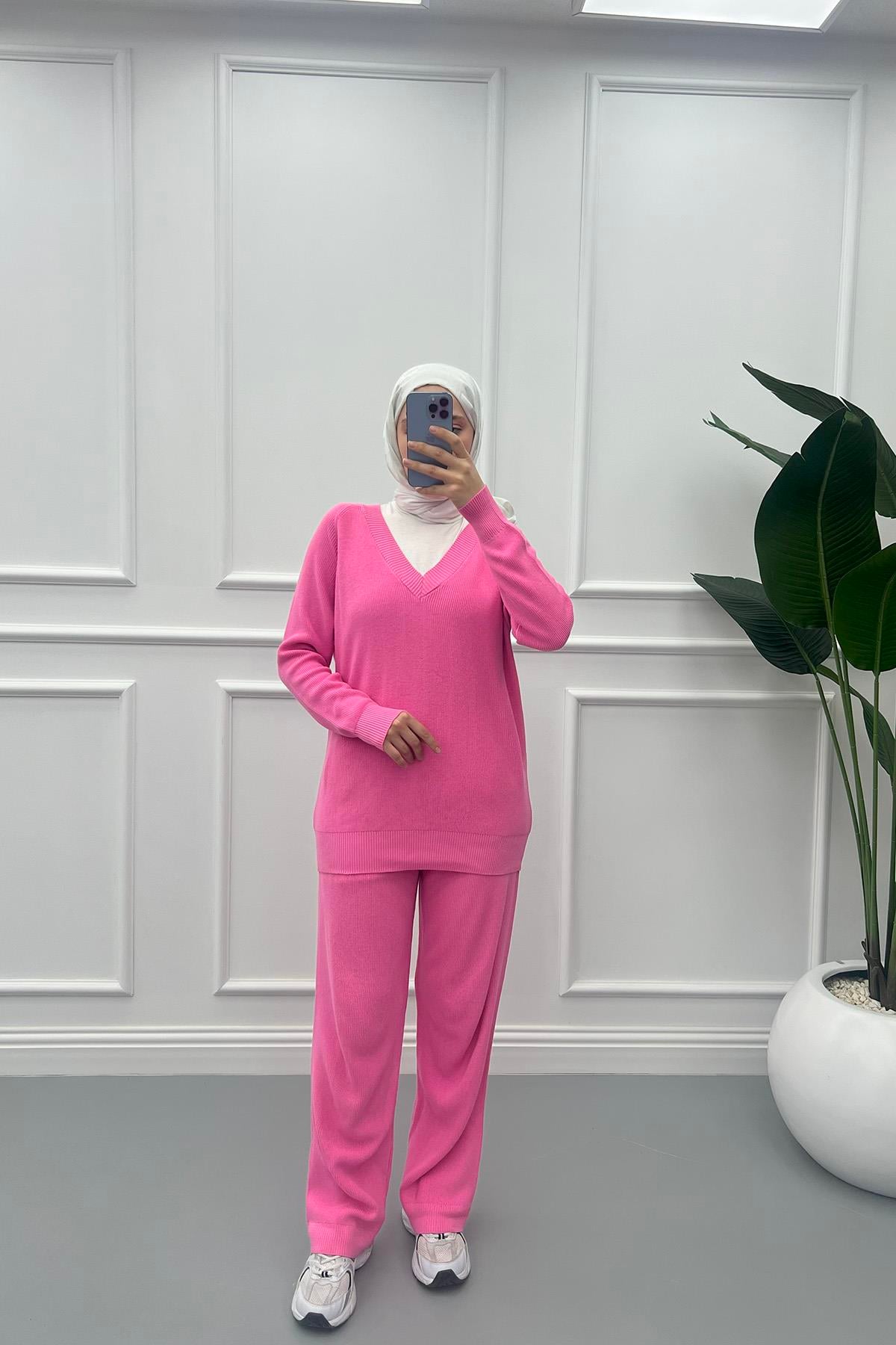 V Yaka Pantolon Takım Pembe