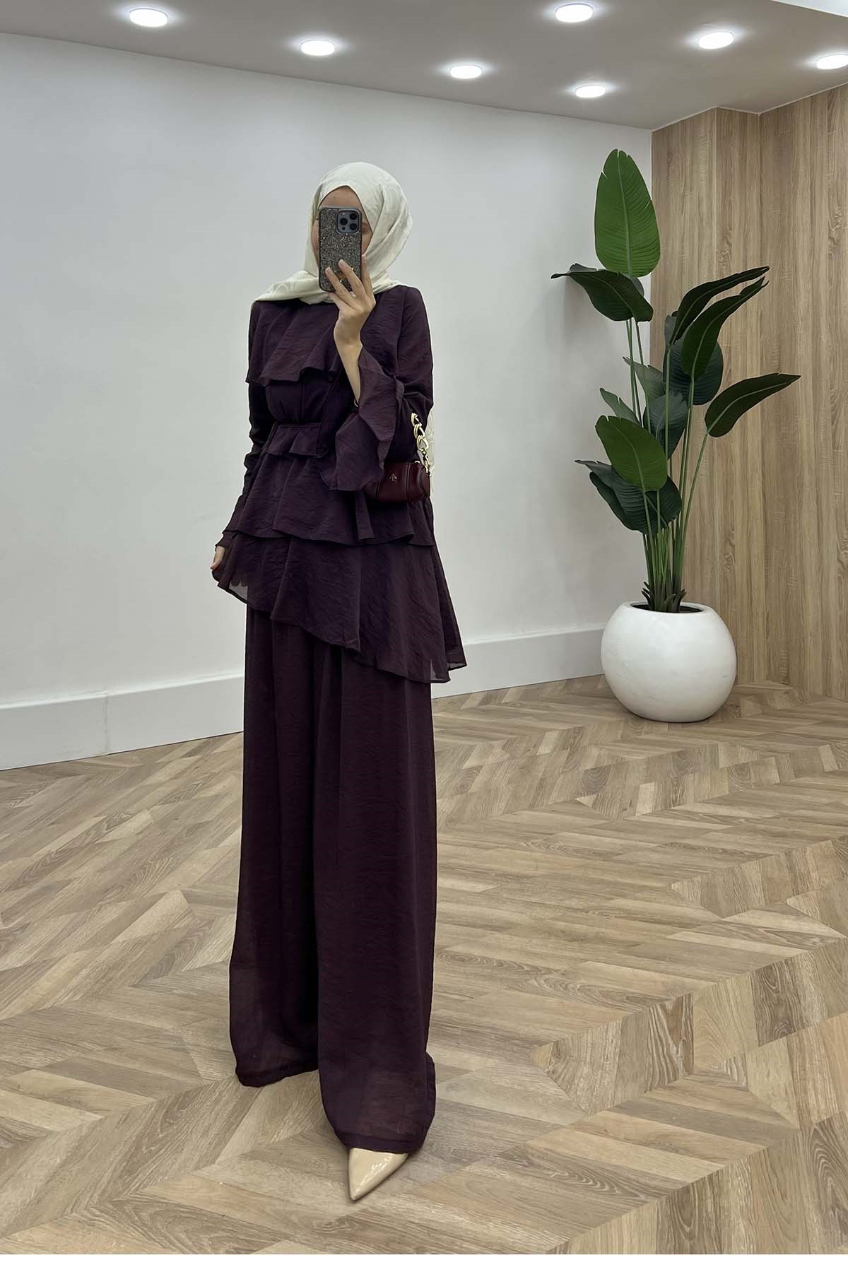 Volanlı Modern Kuşaklı Takım Mürdüm
