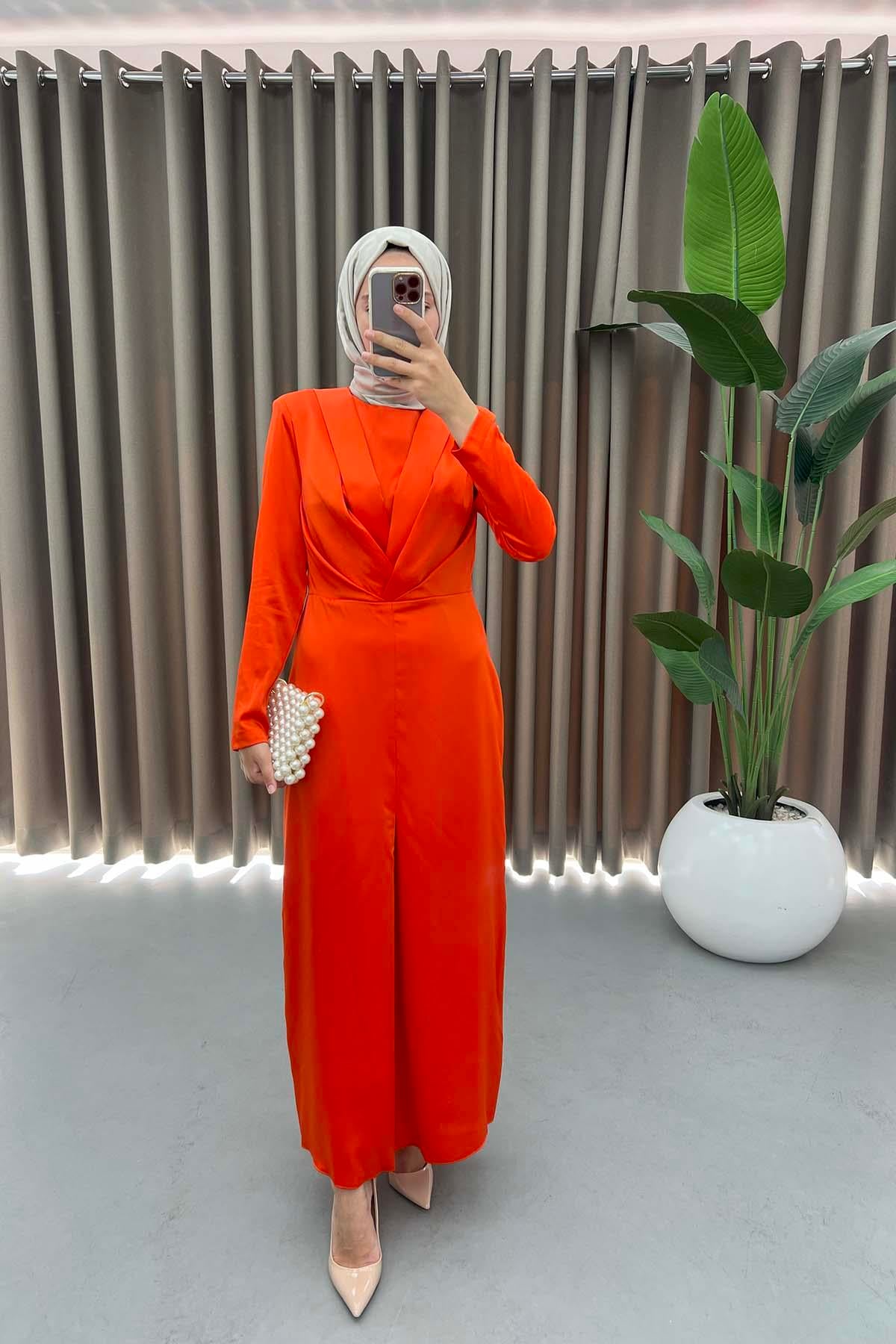 Yaka Detaylı Saten Abiye Mercan
