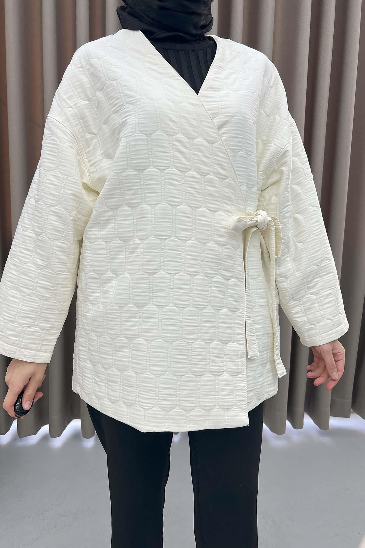Yan Bağlamalı Kapitone Kimono Krem