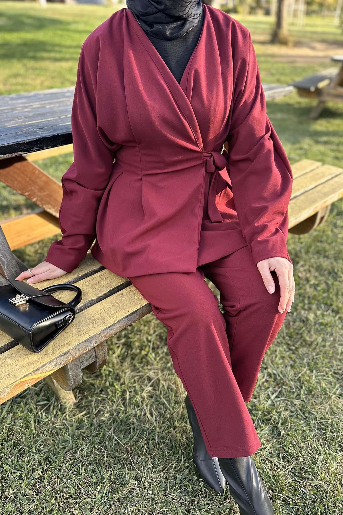 Yan Bağlamalı Pileli Takım Bordo