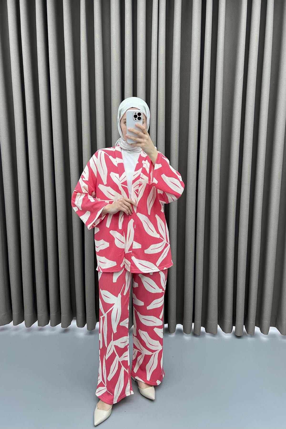 Yaprak Desenli Kimono Takım Narçiçeği