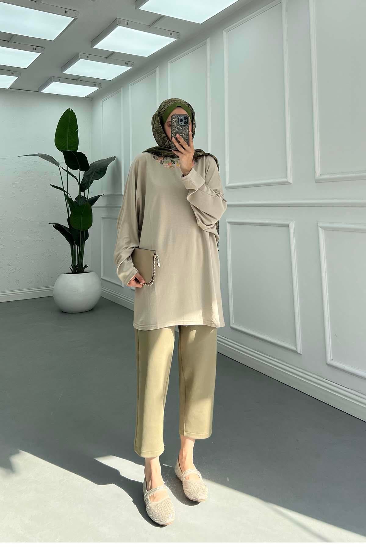 Zarif Nakışlı Günlük Sweatshirt Bej