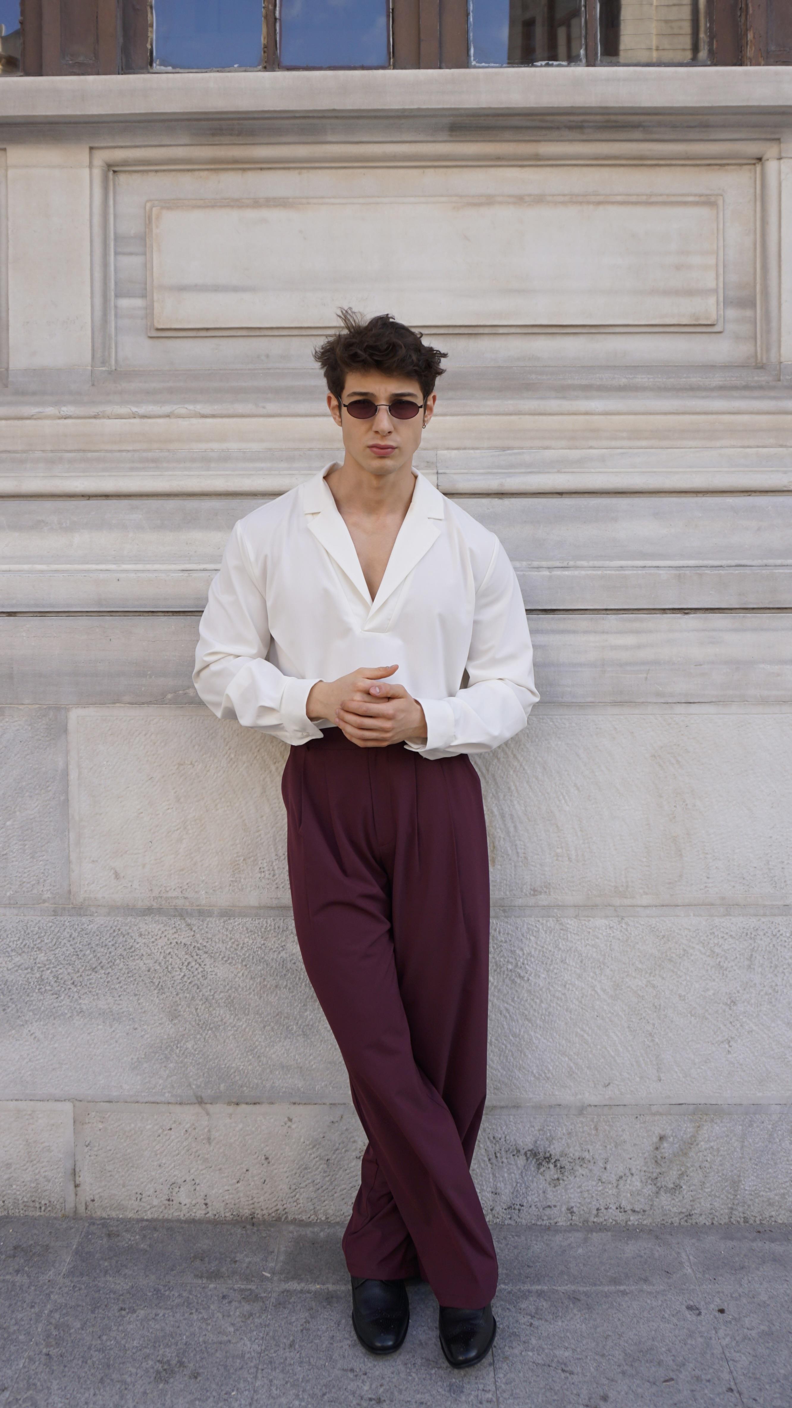 Mr. Fitzwilliam Darcy Burgundy Pantolon