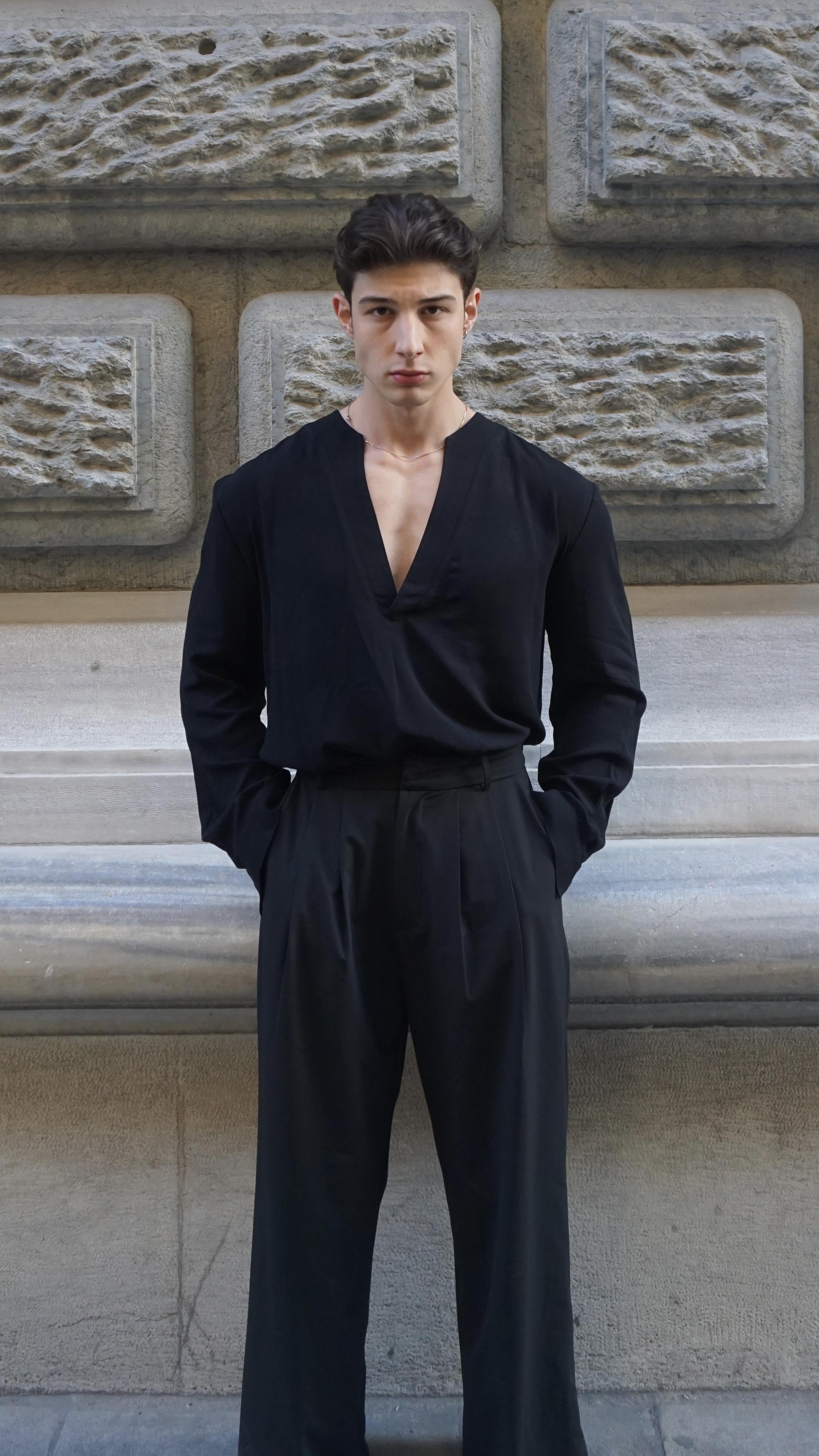 Mr. Fitzwilliam Darcy Siyah Pantolon