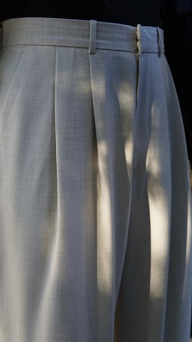 Mr. Fitzwilliam Darcy Ekru Pantolon