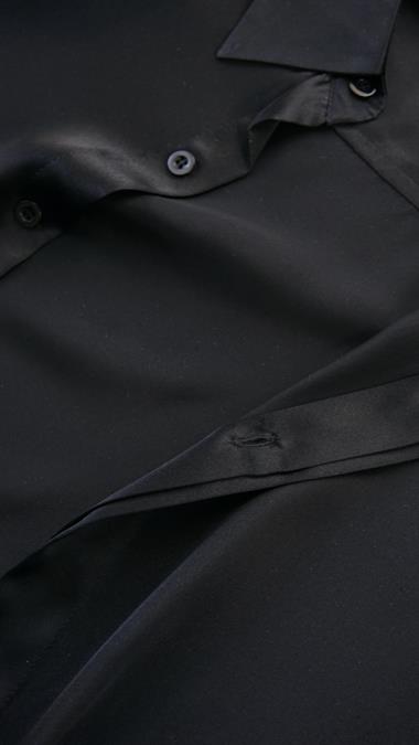 Siyah İpek Saten Gömlek